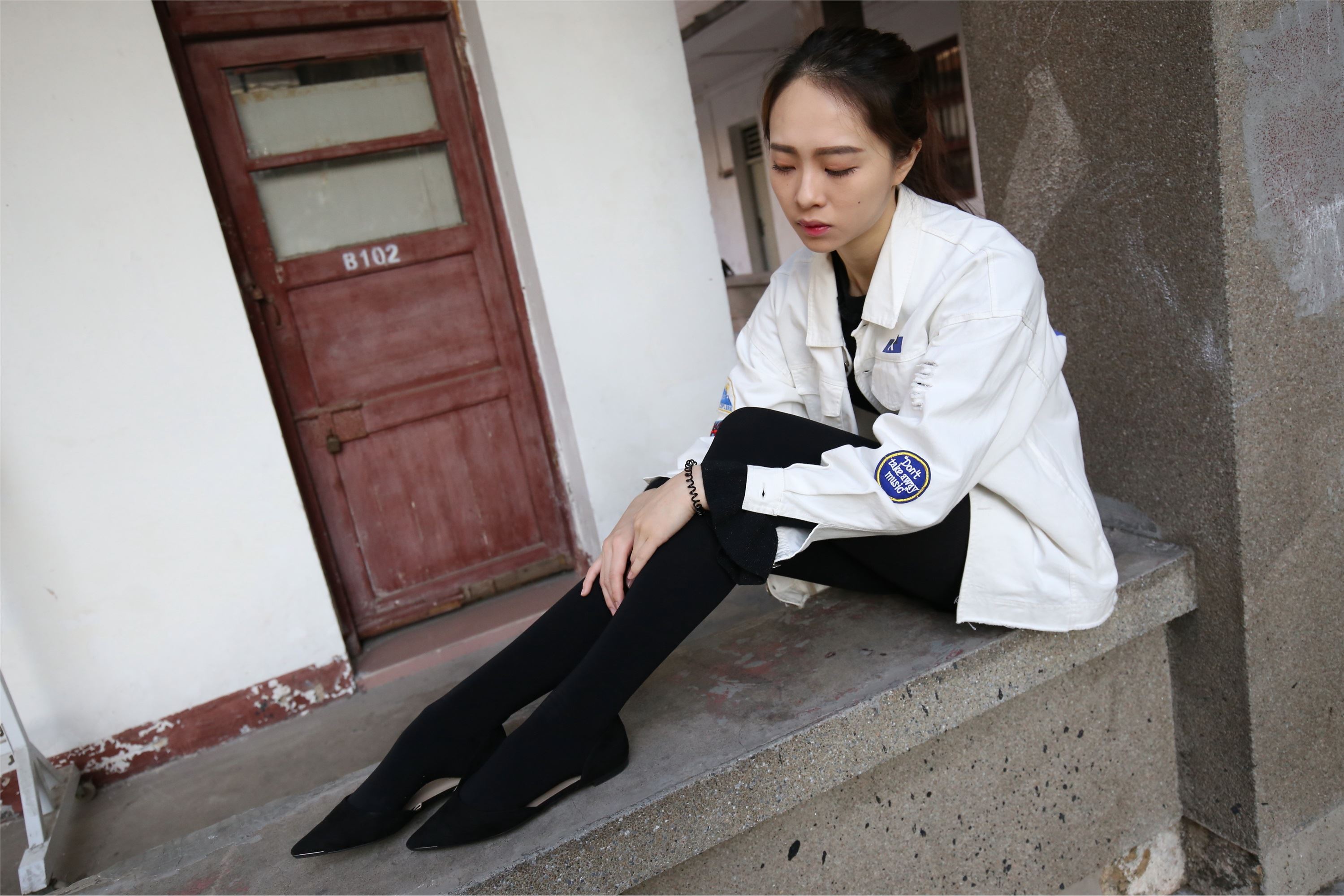 大西瓜美女图片 Z2-1 衬黑厚丝600p1