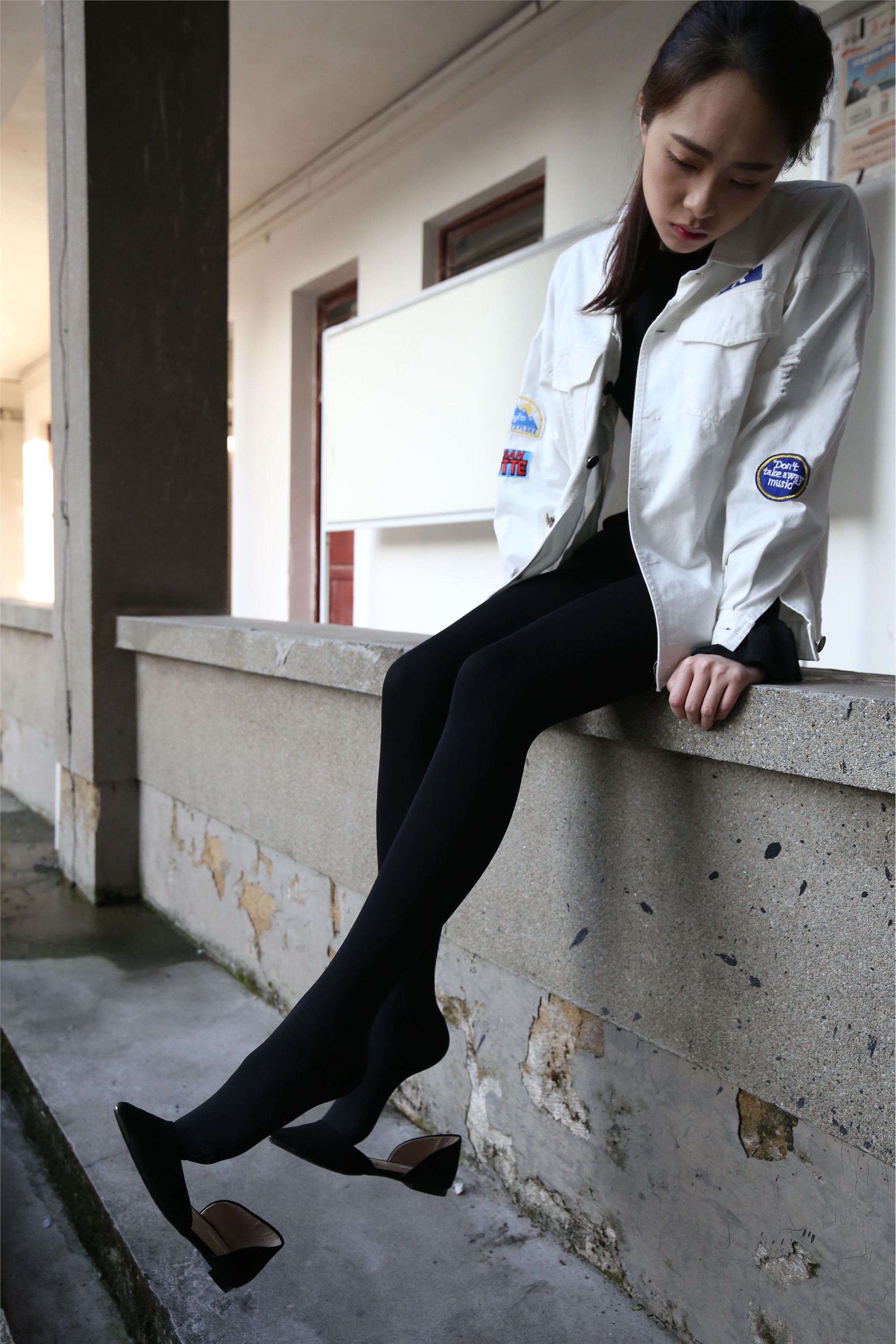 大西瓜美女图片 Z2-1 衬黑厚丝600p1