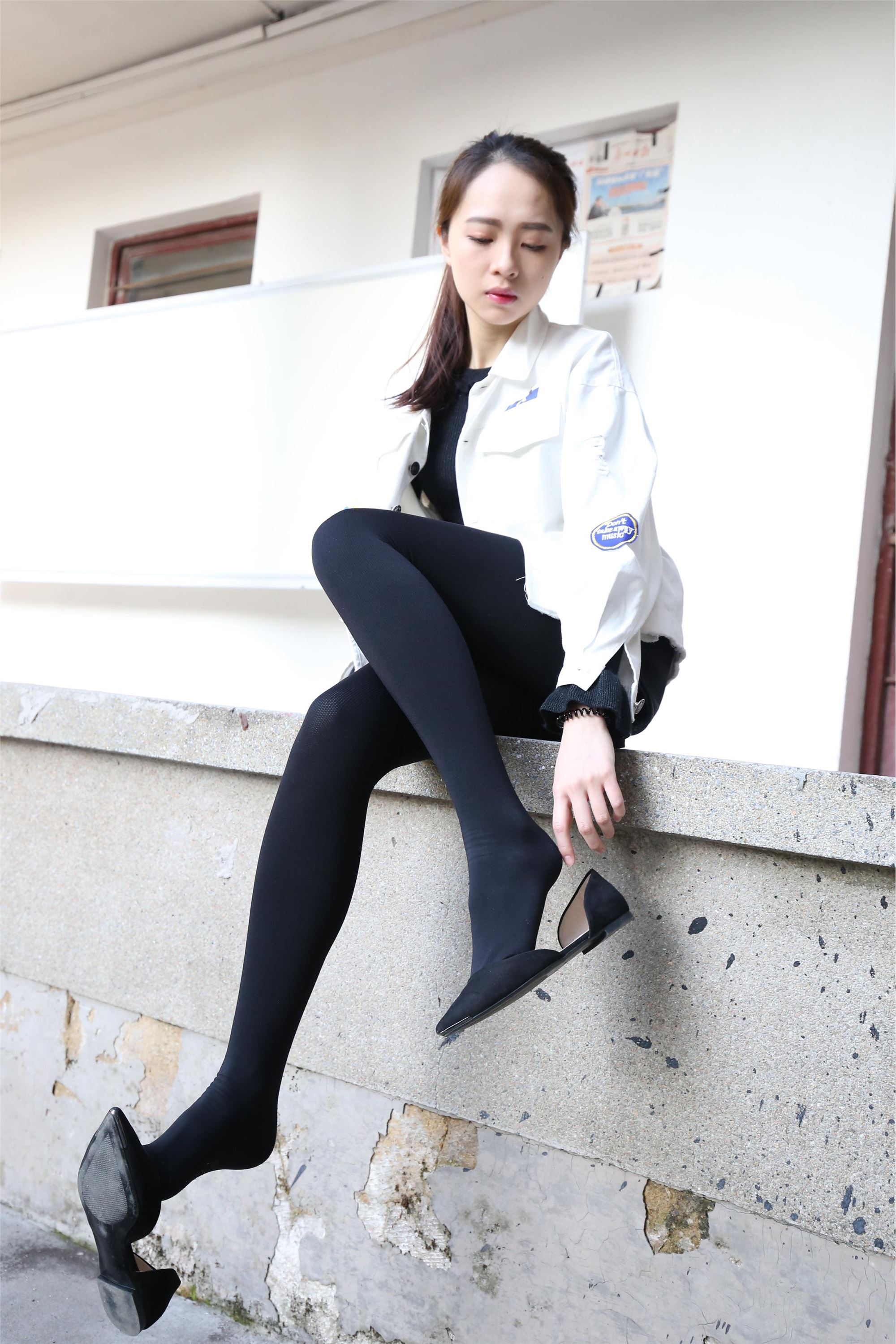 大西瓜美女图片 Z2-1 衬黑厚丝600p1