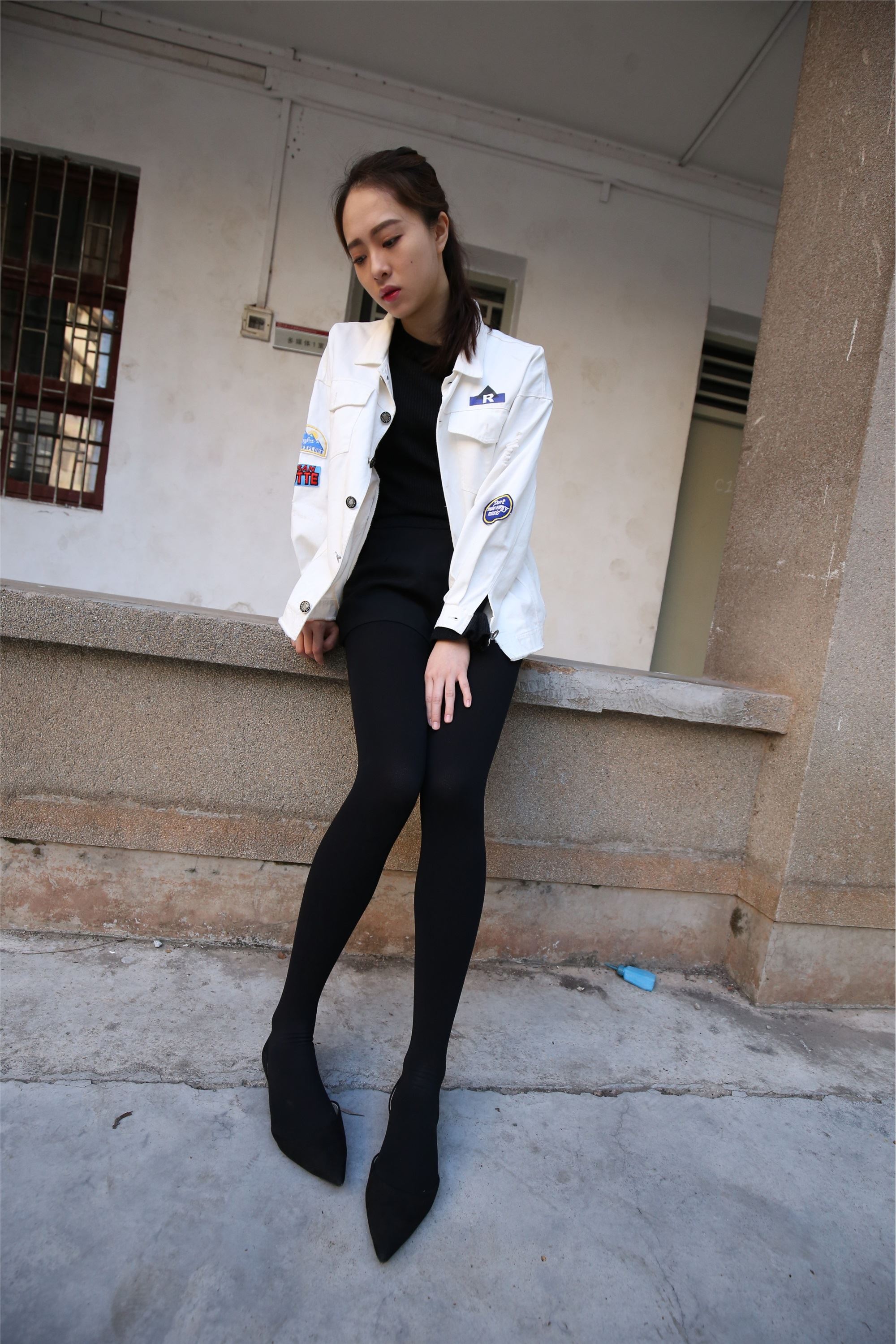 大西瓜美女图片 Z2-1 衬黑厚丝600p1