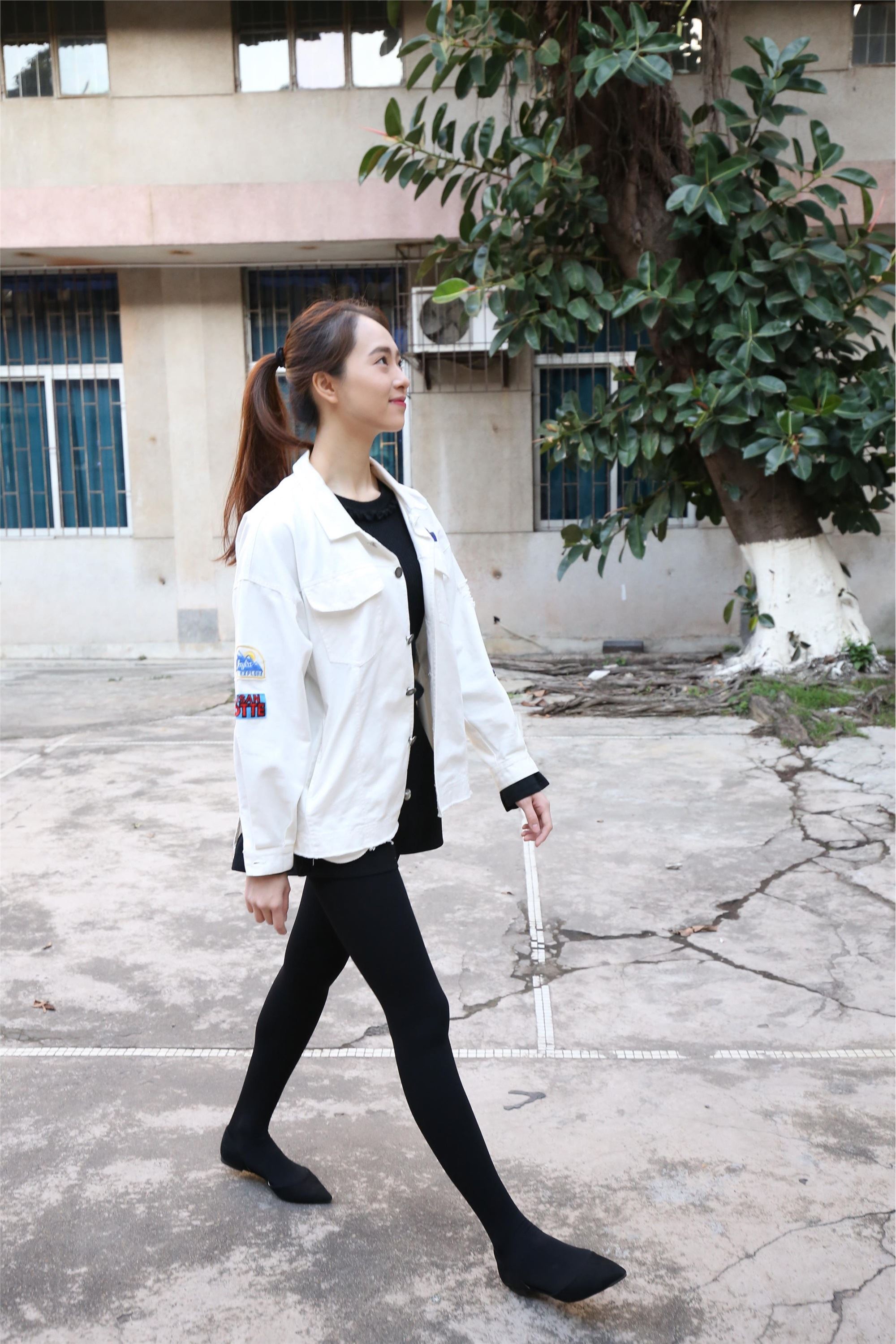 大西瓜美女图片 Z2-1 衬黑厚丝600p1