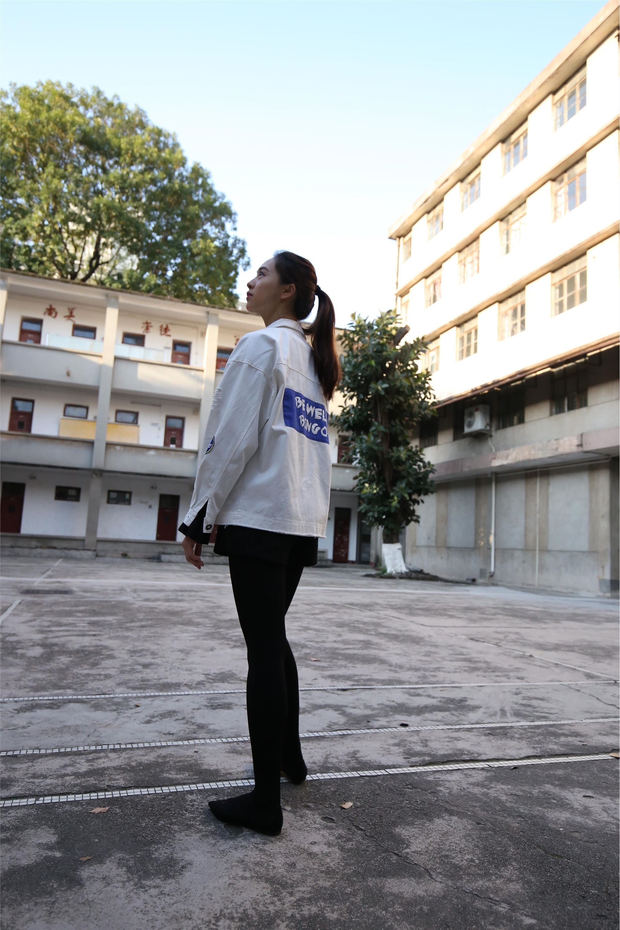 大西瓜美女图片 Z2-1 衬黑厚丝600p1