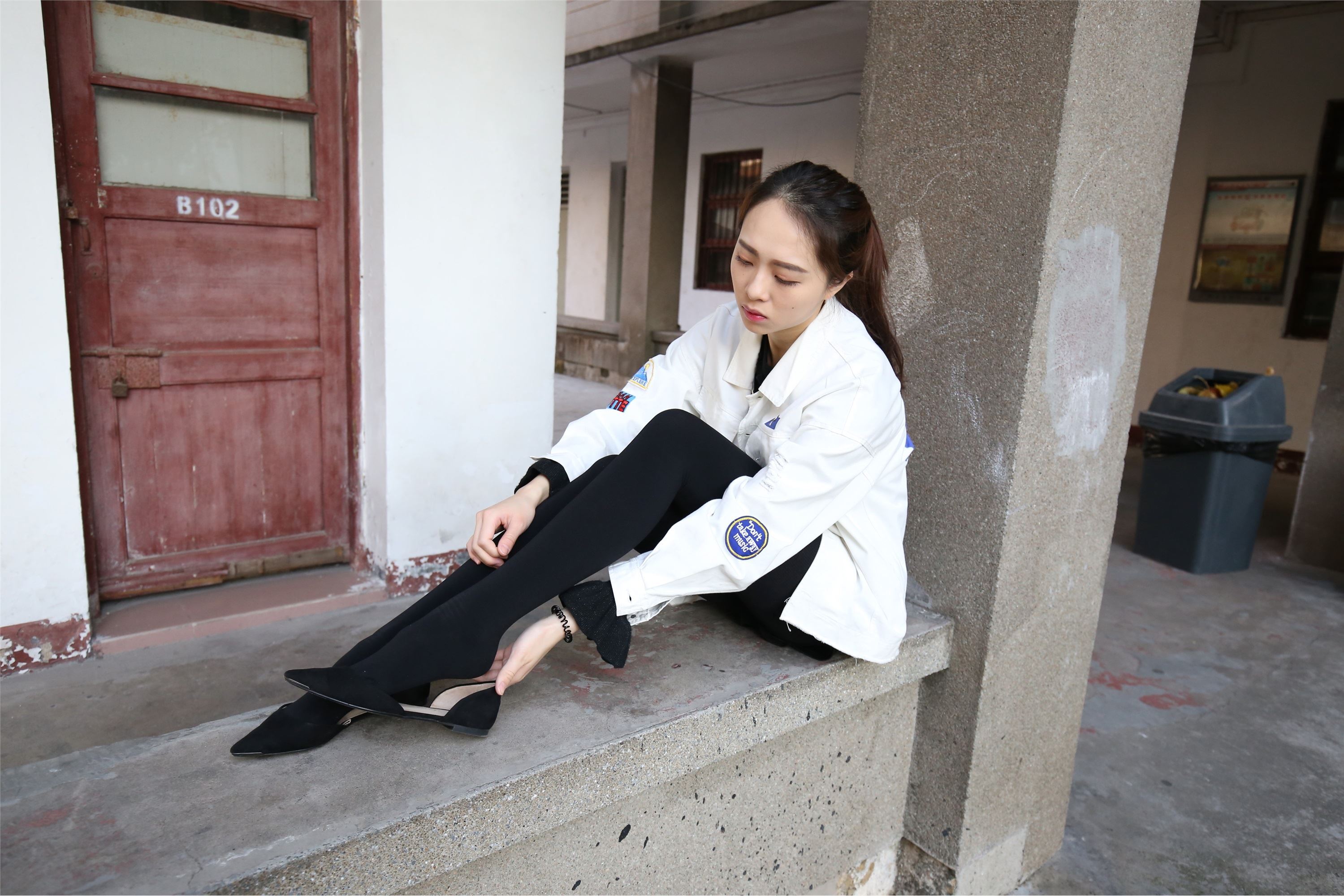 大西瓜美女图片 Z2-1 衬黑厚丝600p1