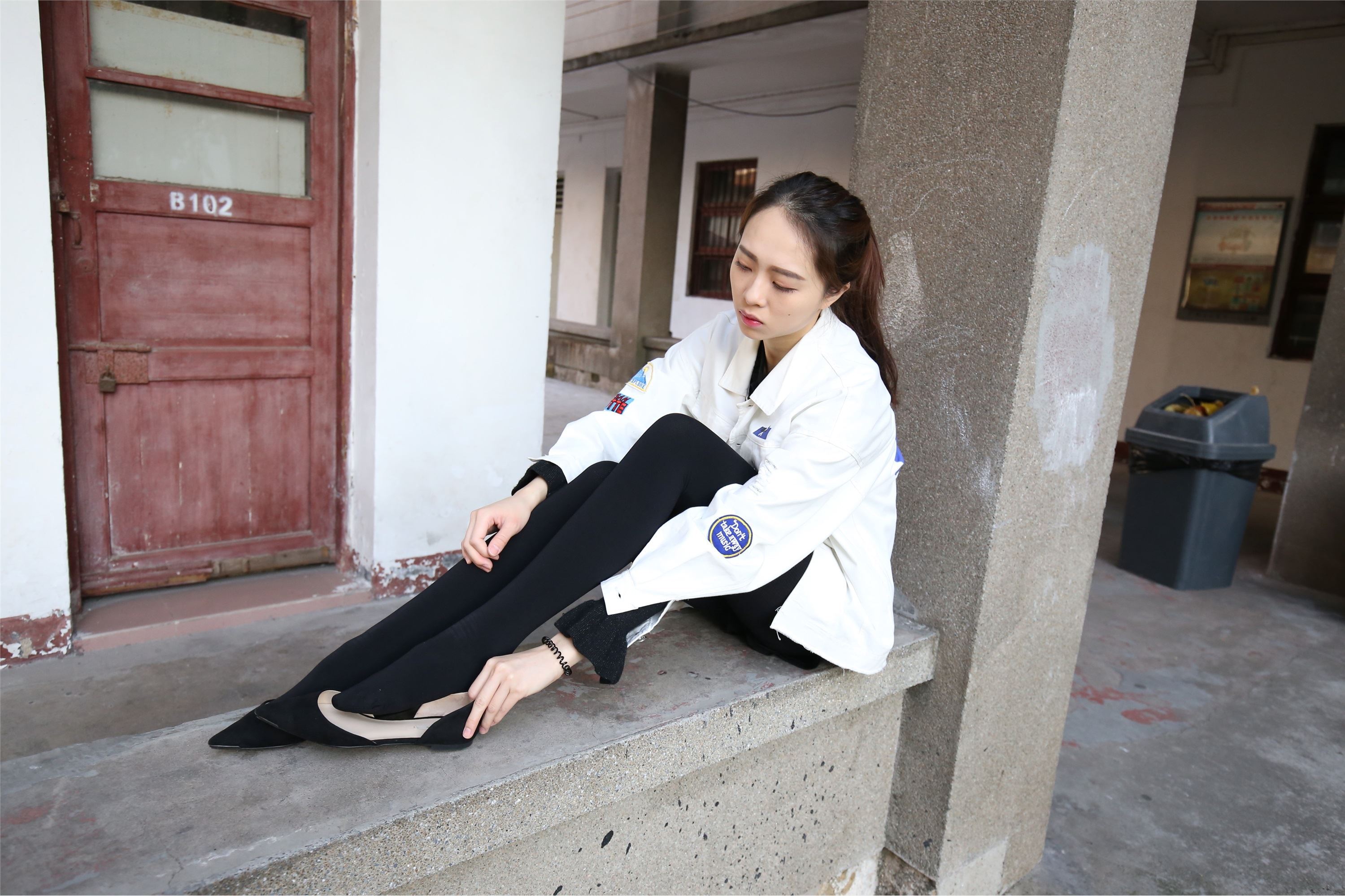 大西瓜美女图片 Z2-1 衬黑厚丝600p1