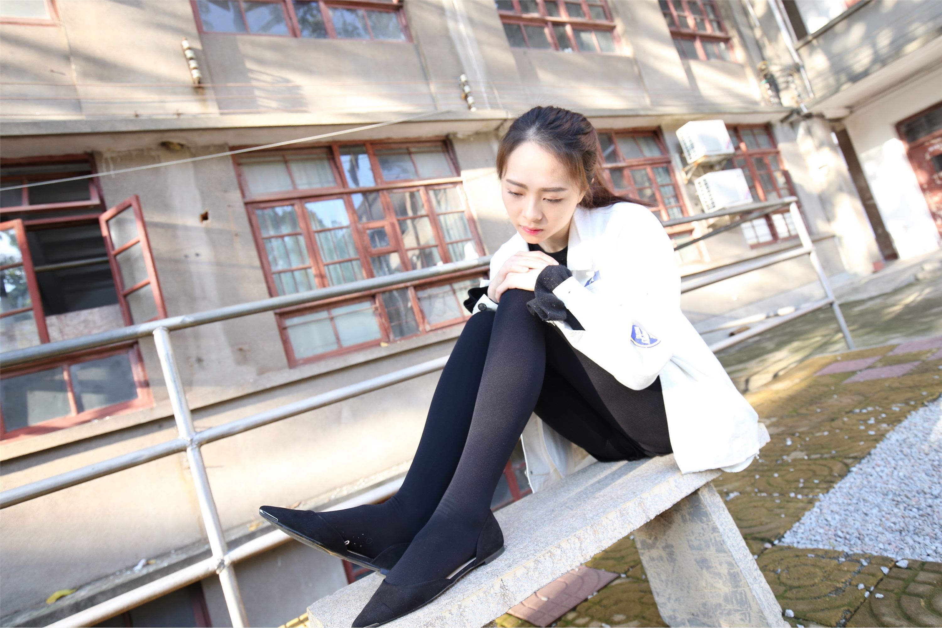 大西瓜美女图片 Z2-1 衬黑厚丝600p2