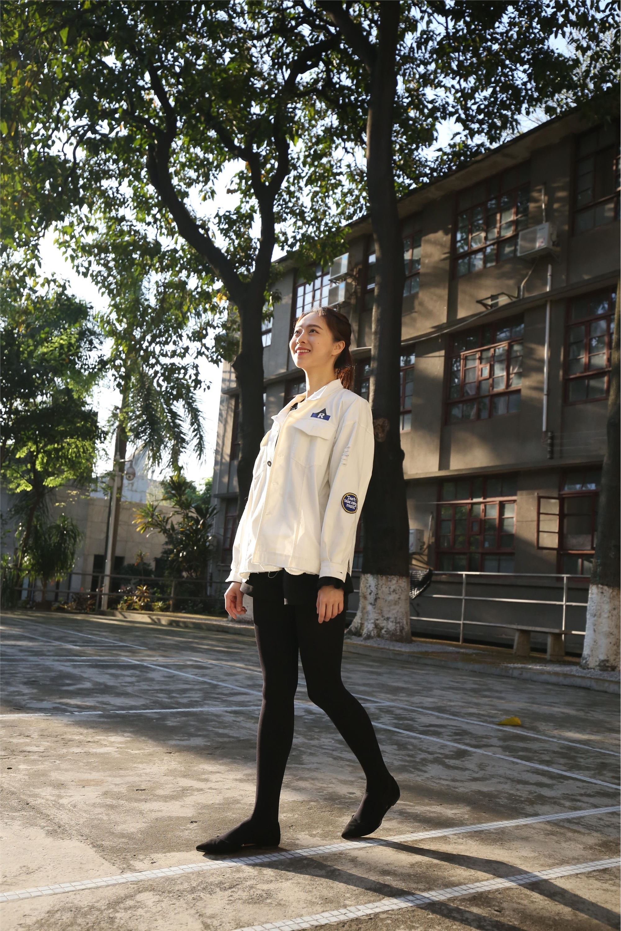 大西瓜美女图片 Z2-1 衬黑厚丝600p2