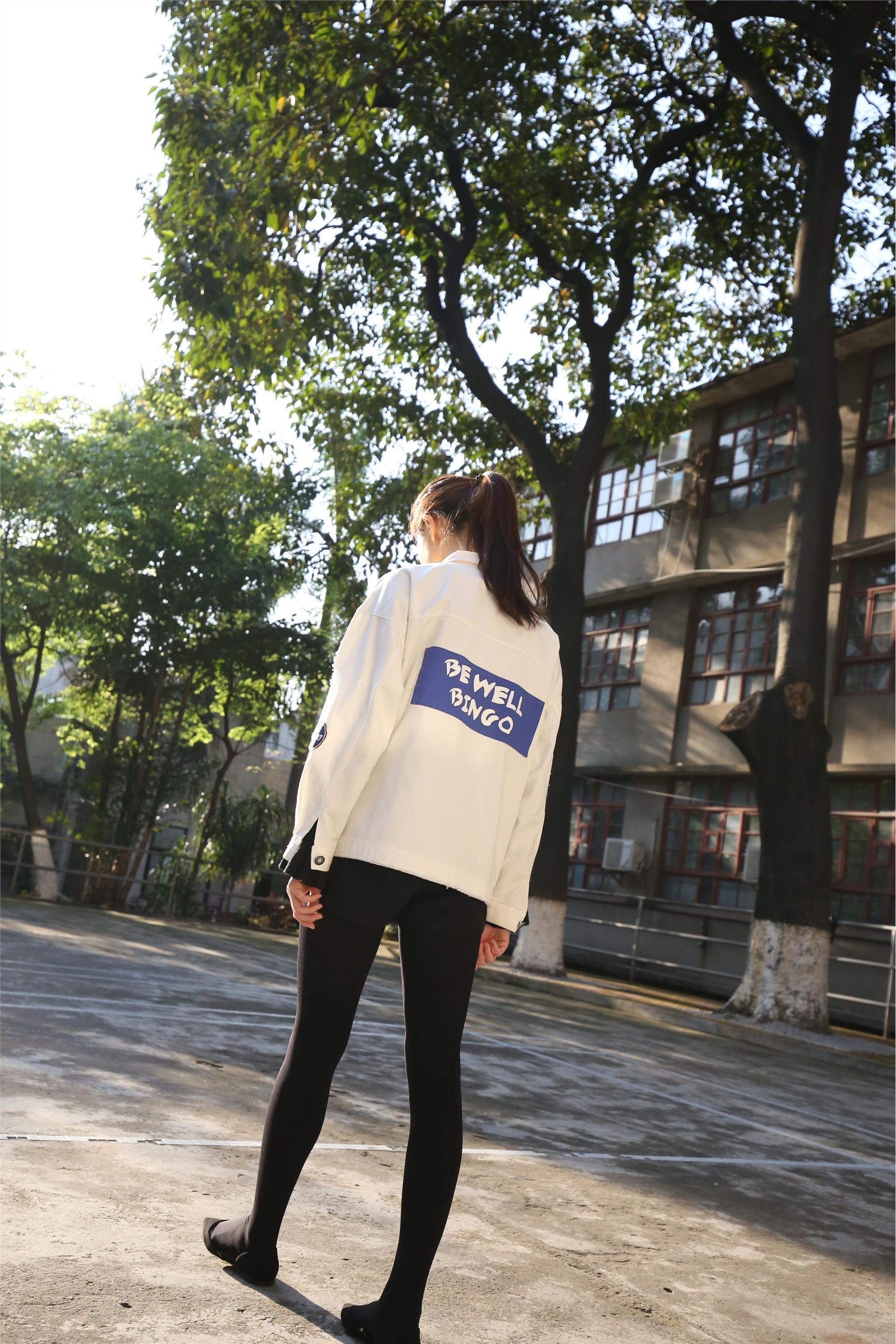 大西瓜美女图片 Z2-1 衬黑厚丝600p2