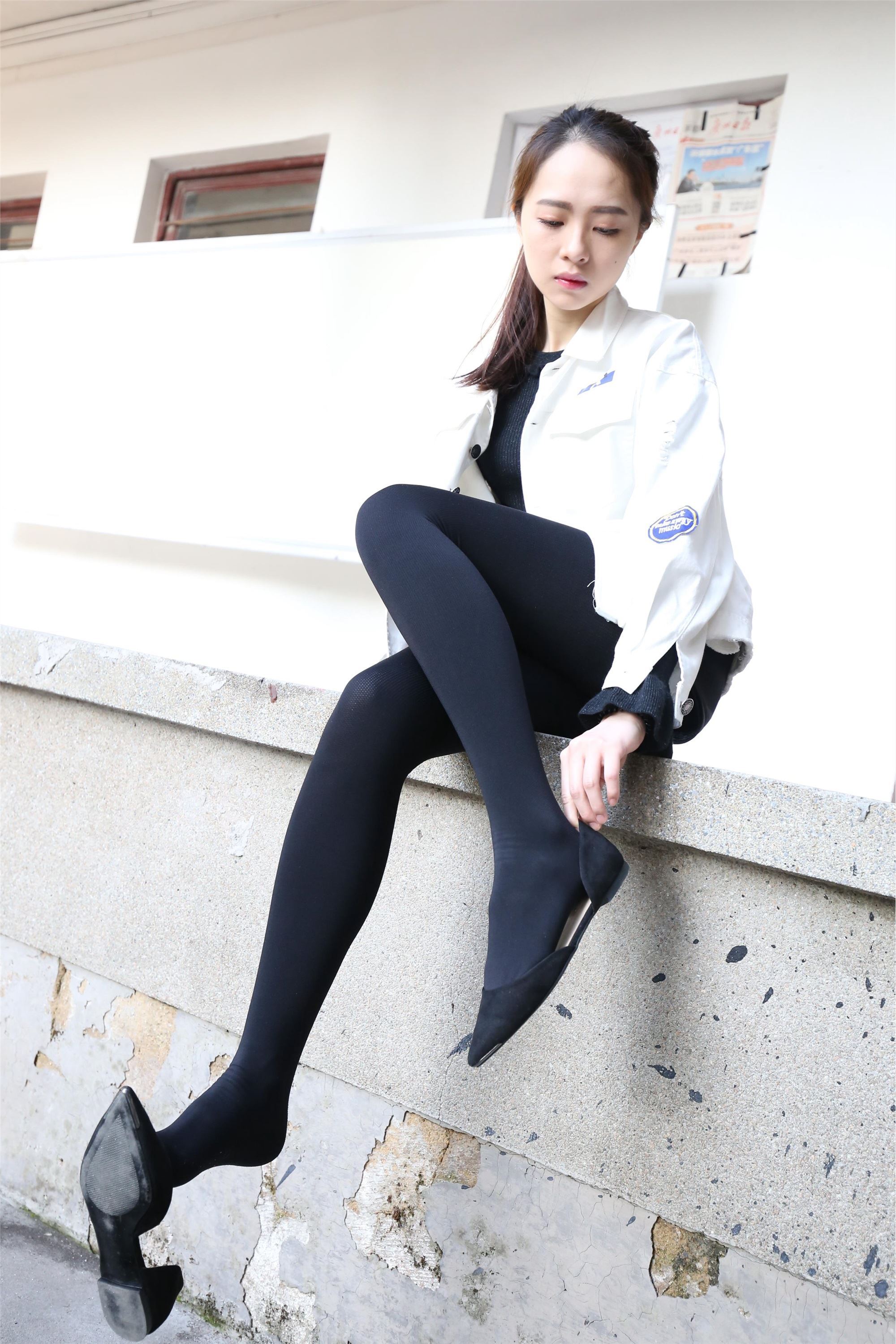 大西瓜美女图片 Z2-1 衬黑厚丝600p2