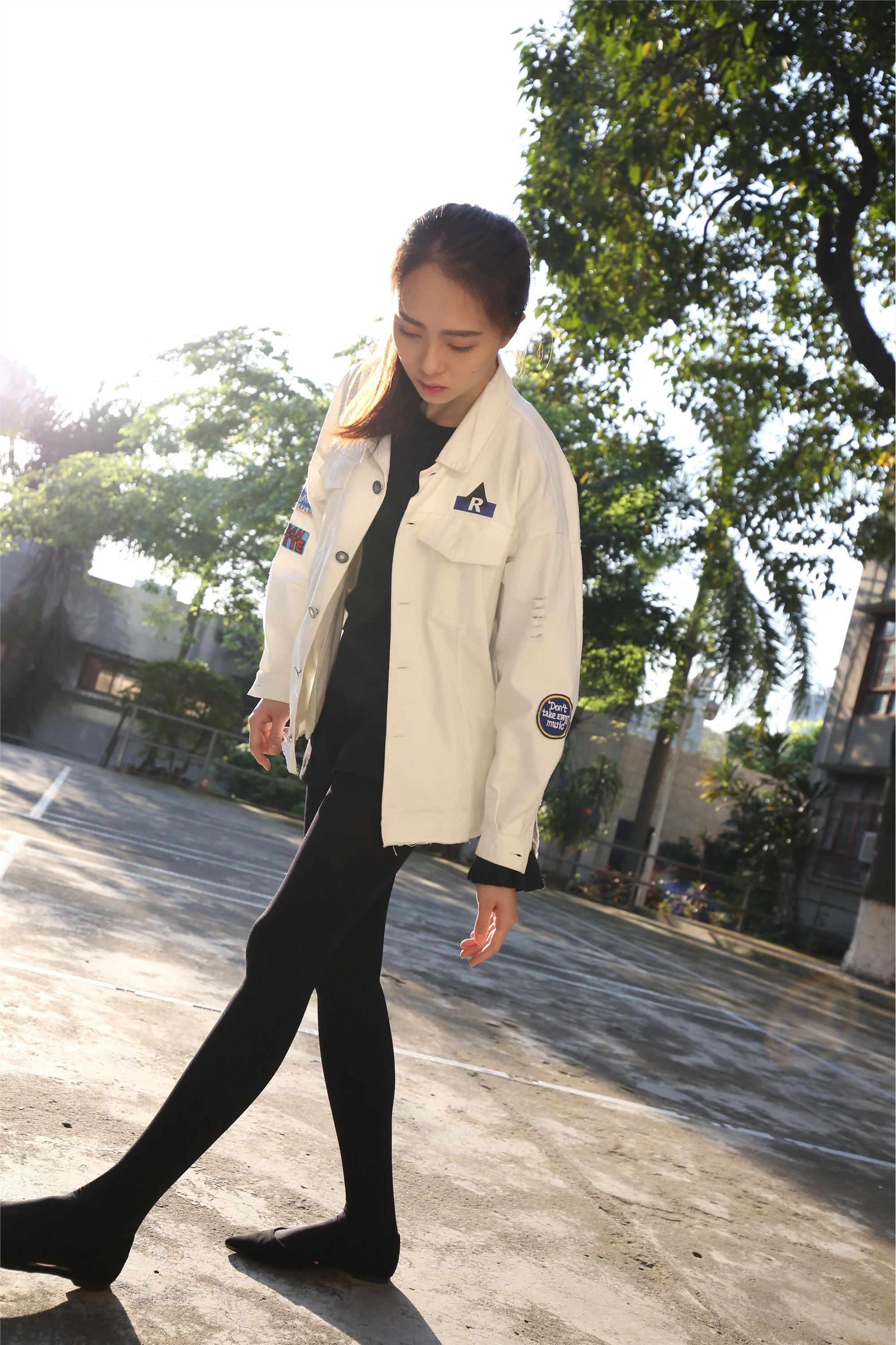 大西瓜美女图片 Z2-1 衬黑厚丝600p2