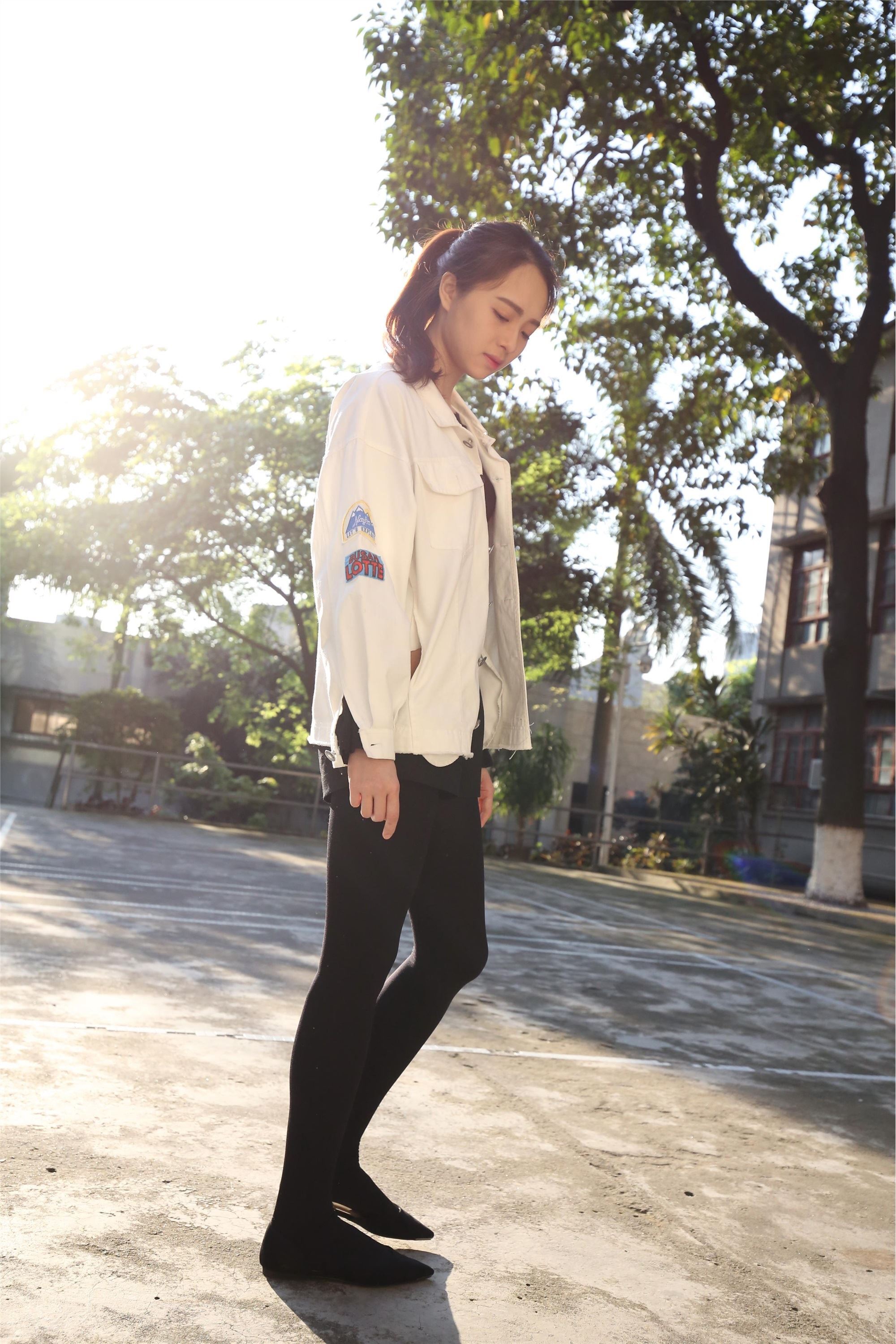 大西瓜美女图片 Z2-1 衬黑厚丝600p2