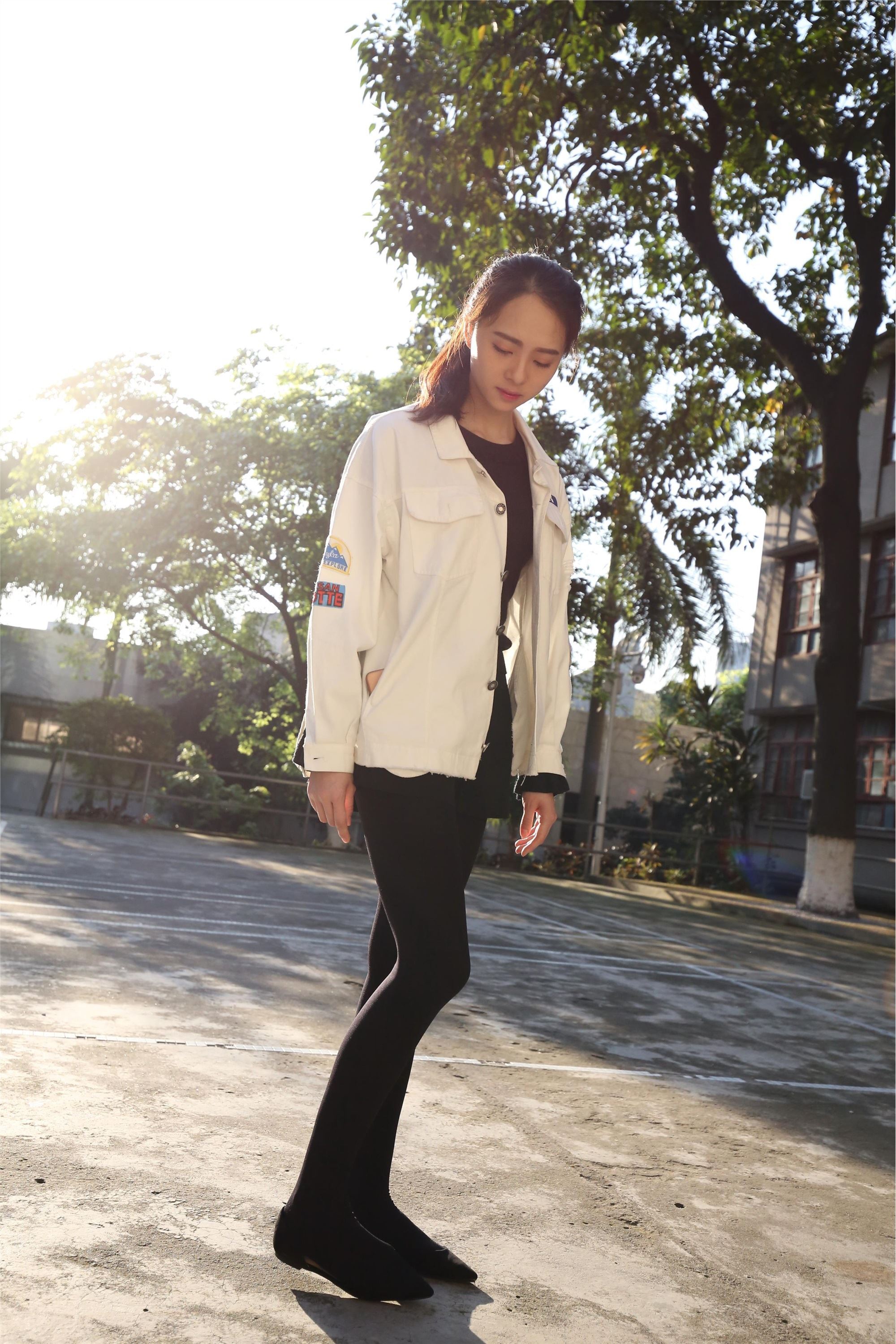 大西瓜美女图片 Z2-1 衬黑厚丝600p2