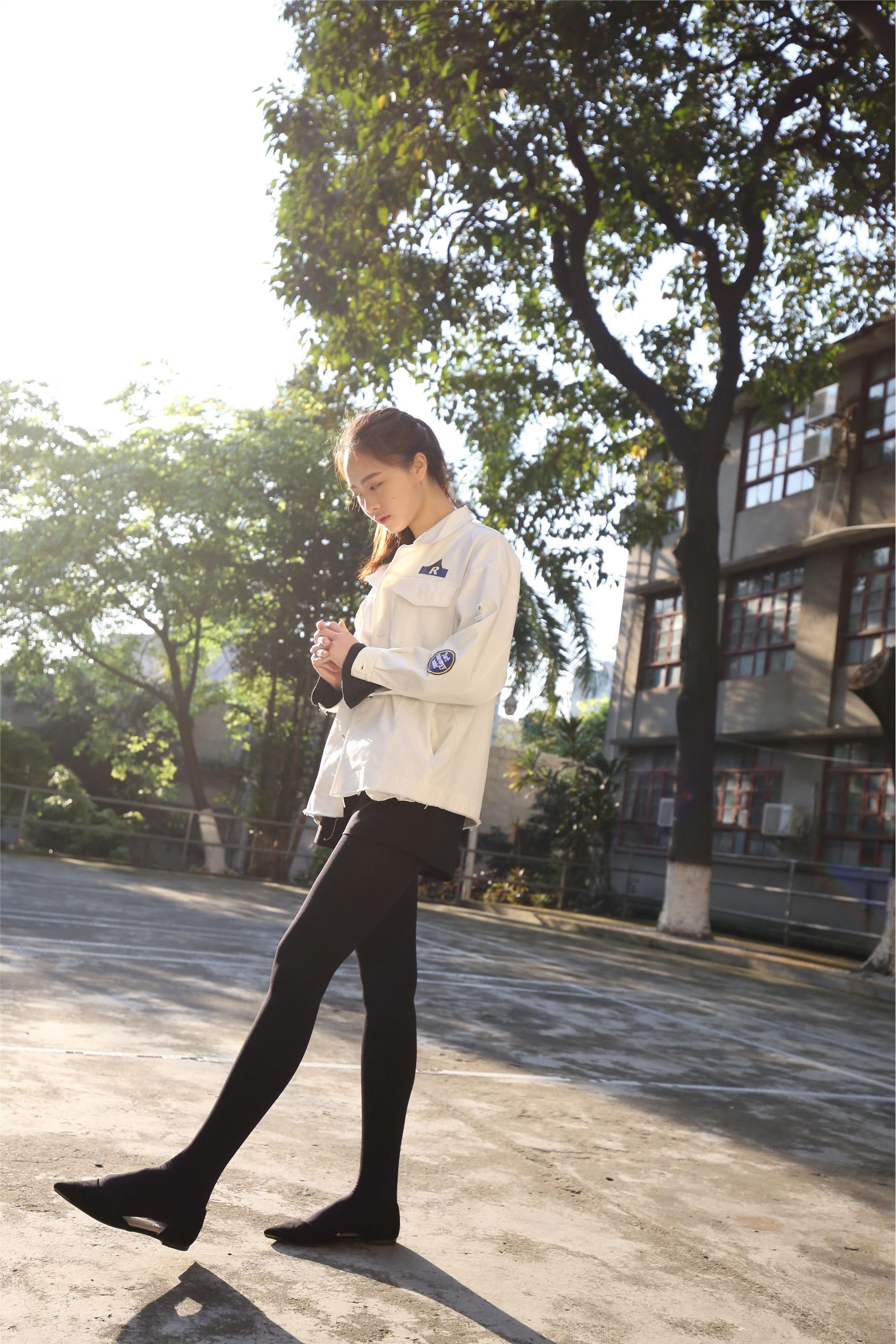 大西瓜美女图片 Z2-1 衬黑厚丝600p2