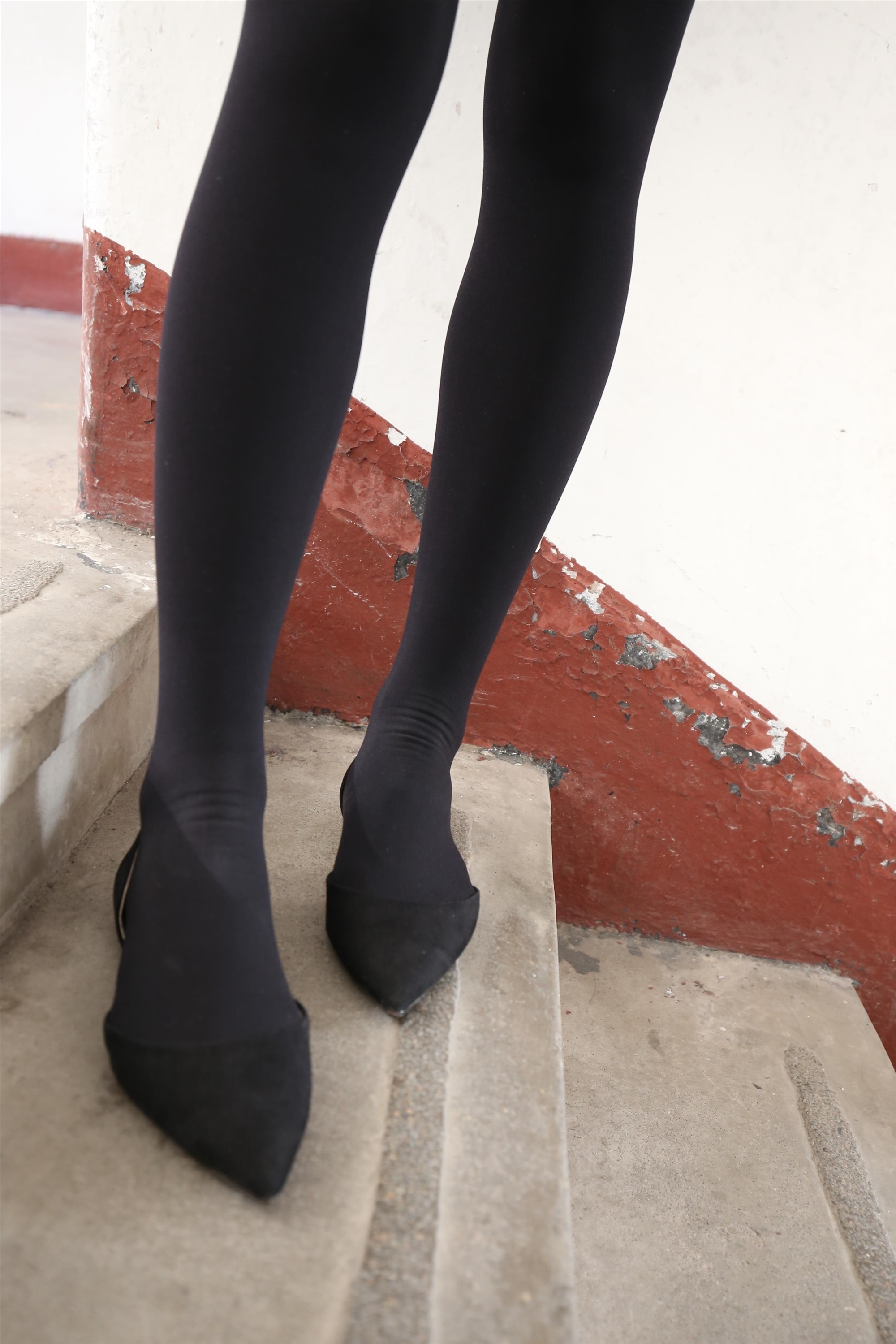 大西瓜美女图片 Z2-1 衬黑厚丝600p3