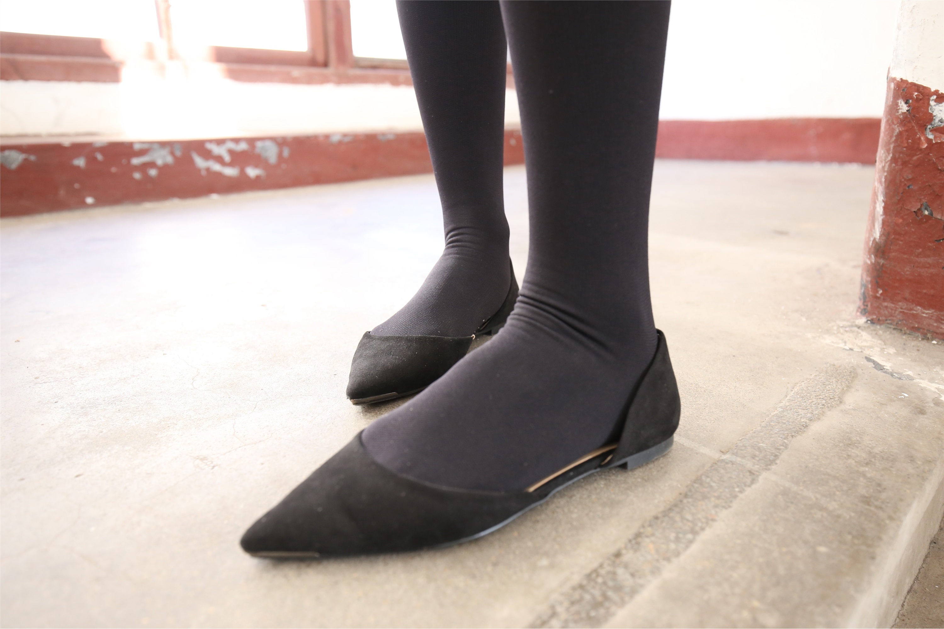 大西瓜美女图片 Z2-1 衬黑厚丝600p3