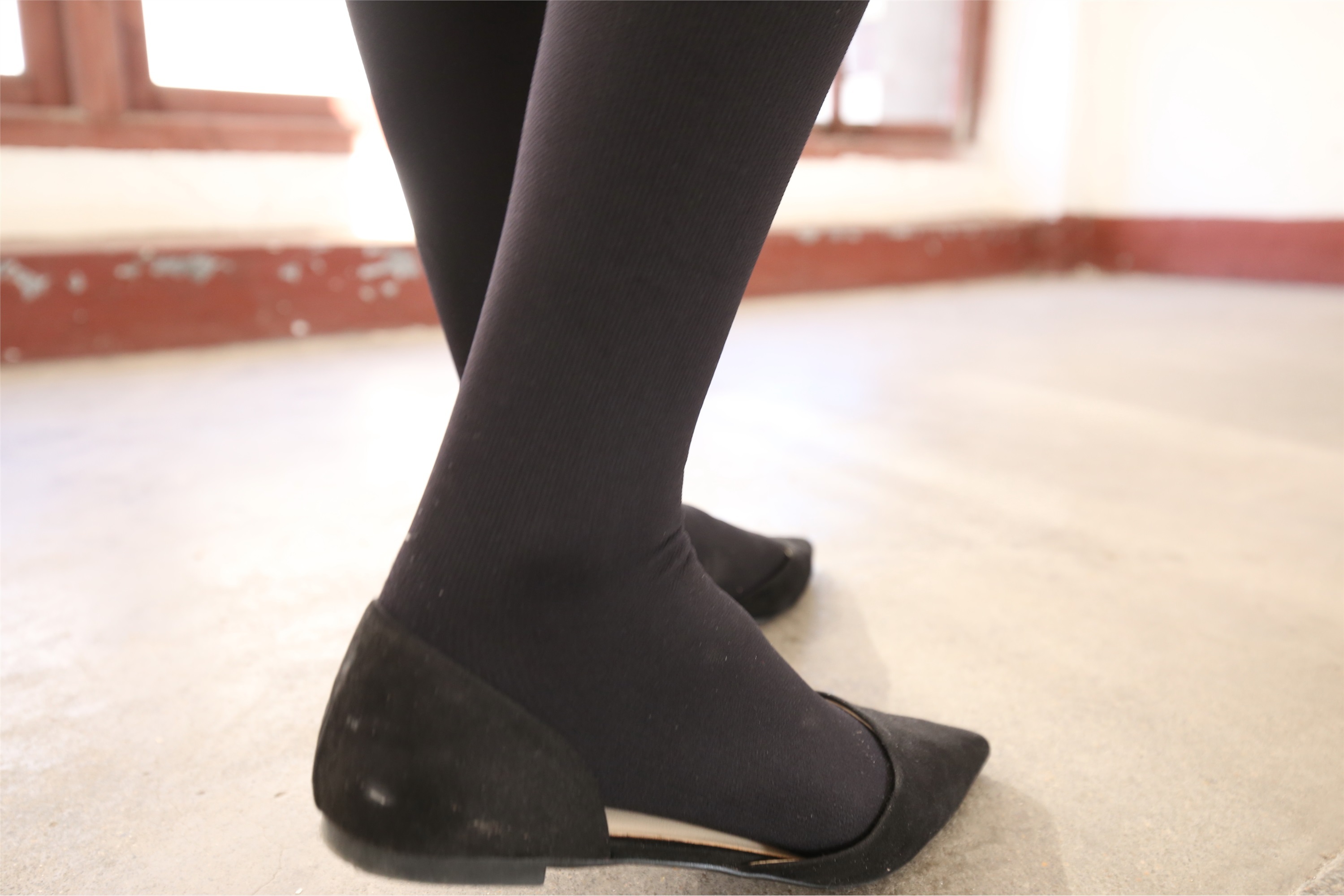 大西瓜美女图片 Z2-1 衬黑厚丝600p3