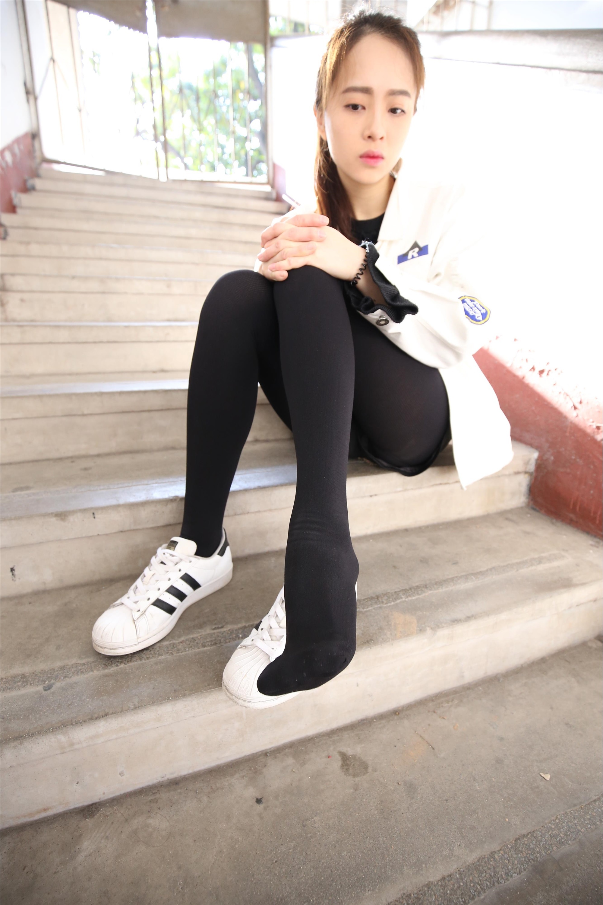 大西瓜美女图片 Z2-1 衬黑厚丝600p4