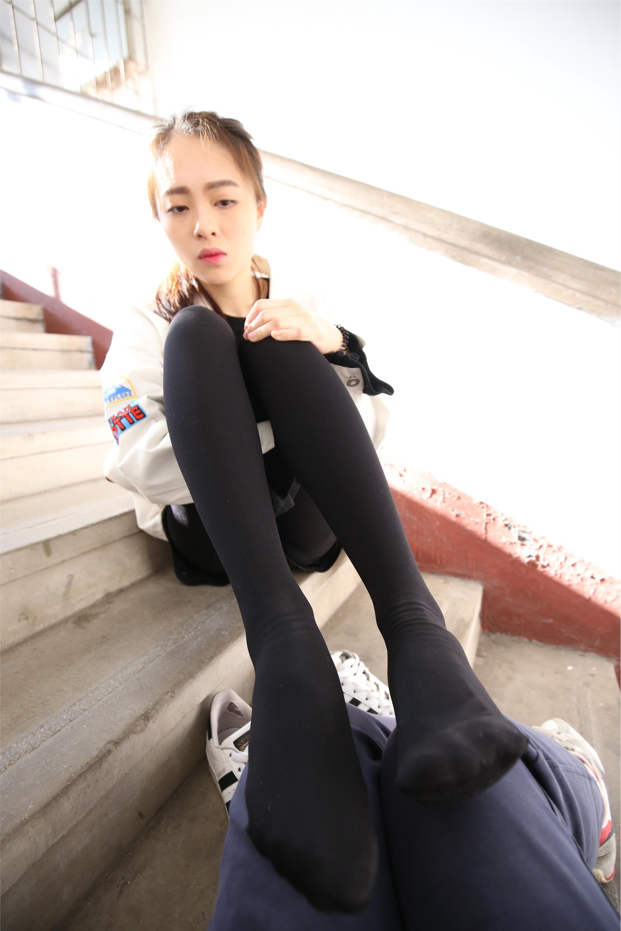 大西瓜美女图片 Z2-1 衬黑厚丝600p5