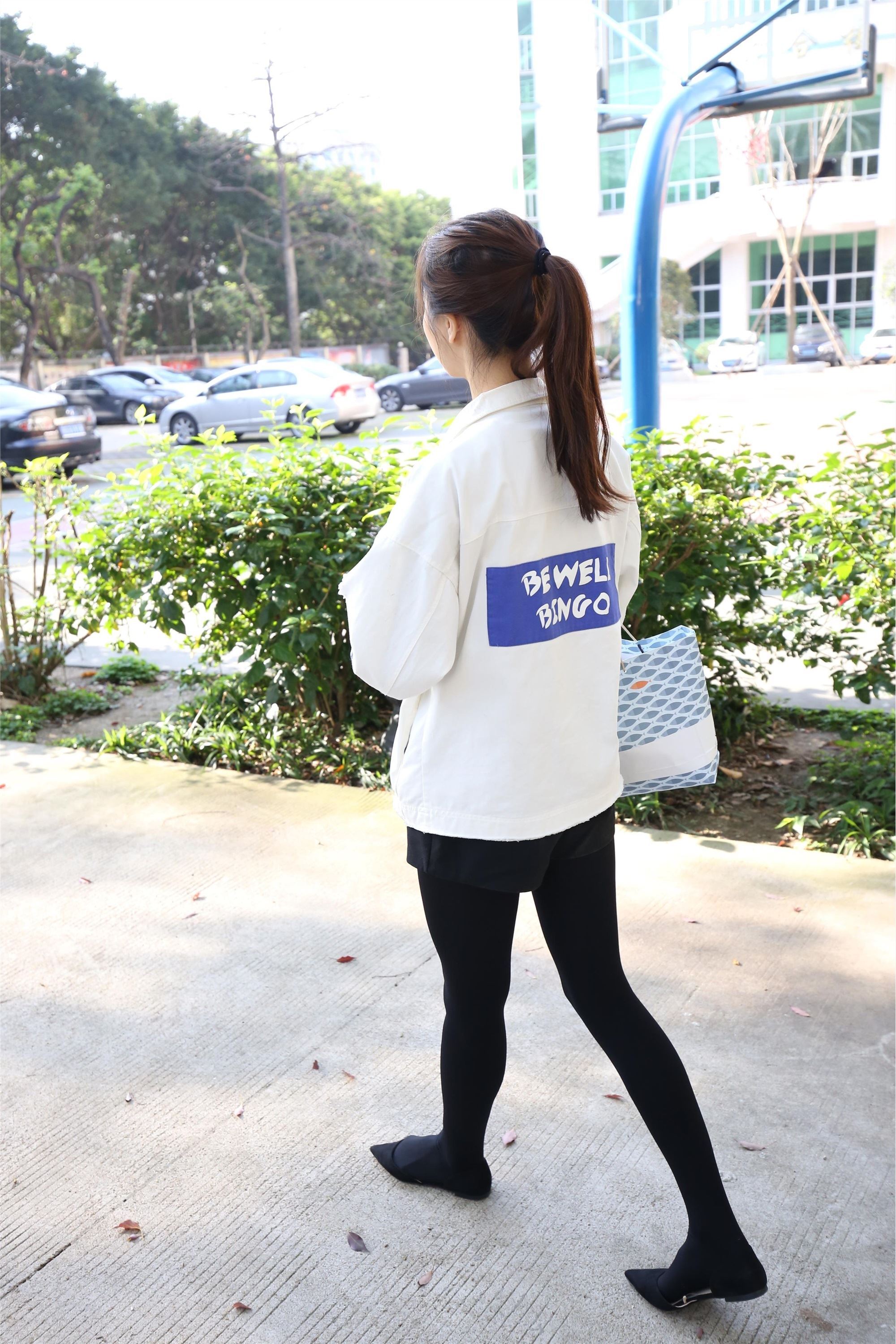 大西瓜美女图片 Z2-1 衬黑厚丝600p5