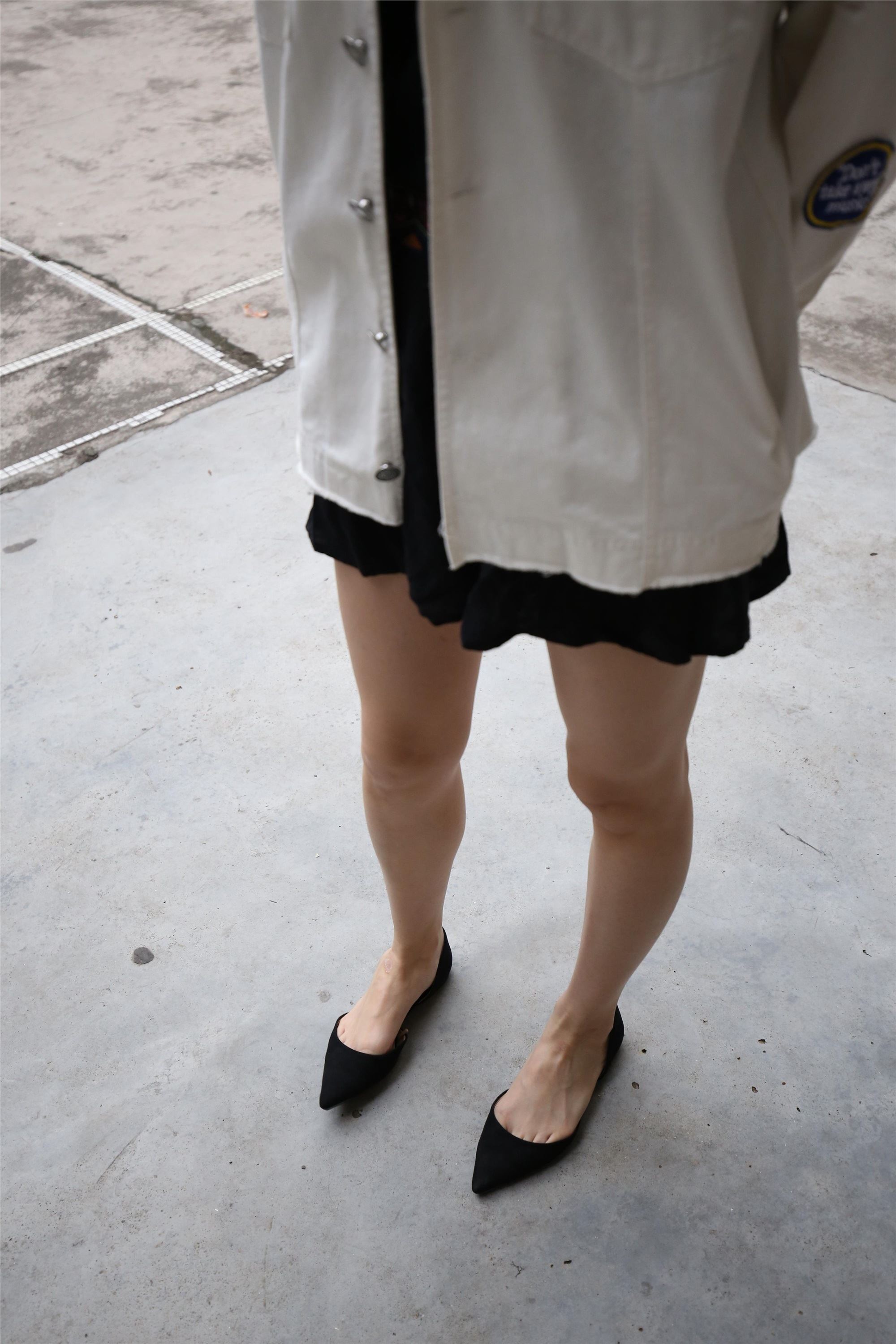 大西瓜美女图片 Z2-3 衫裸足561p1