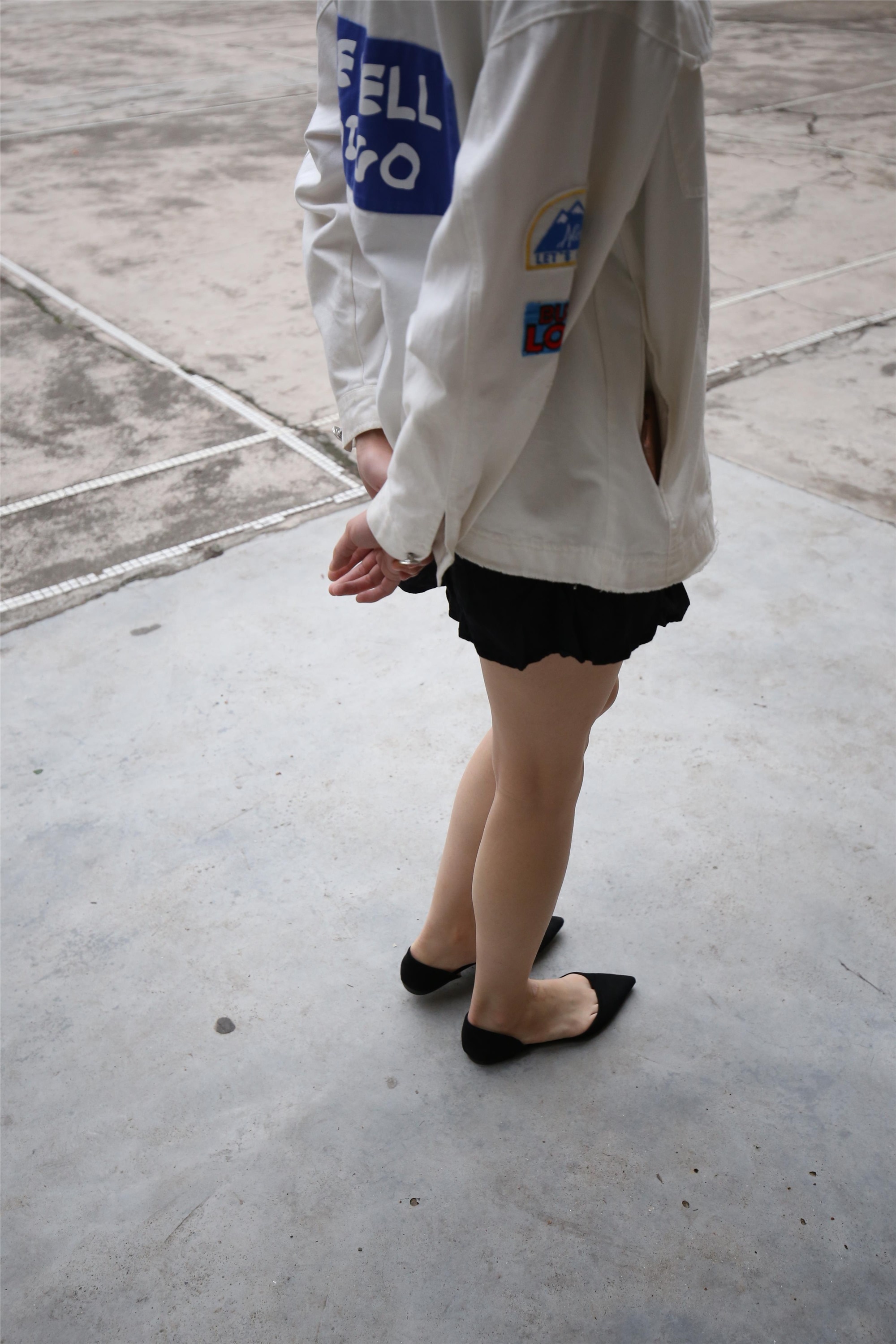 大西瓜美女图片 Z2-3 衫裸足561p1