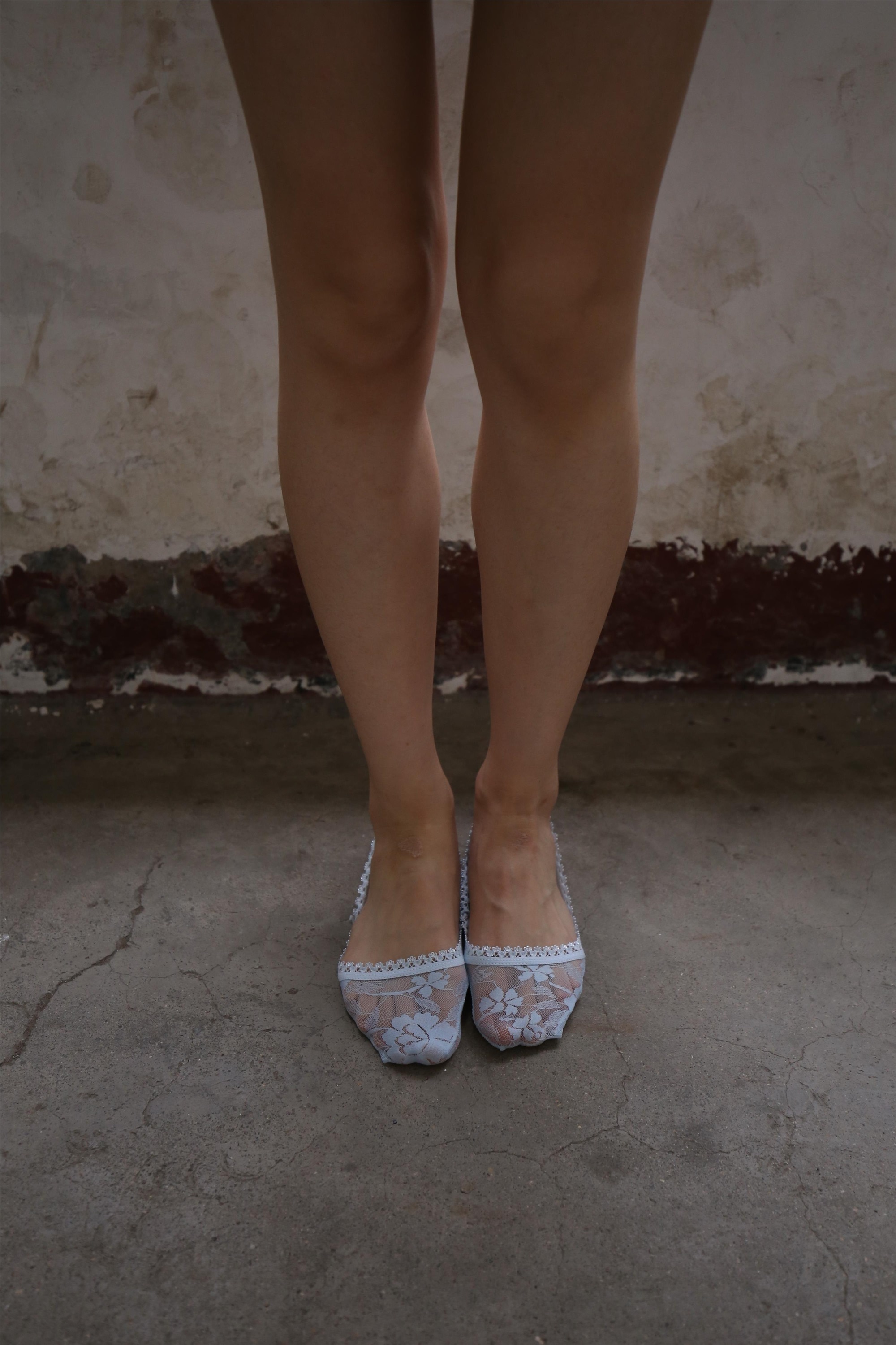 大西瓜美女图片 Z2-3 衫裸足561p2