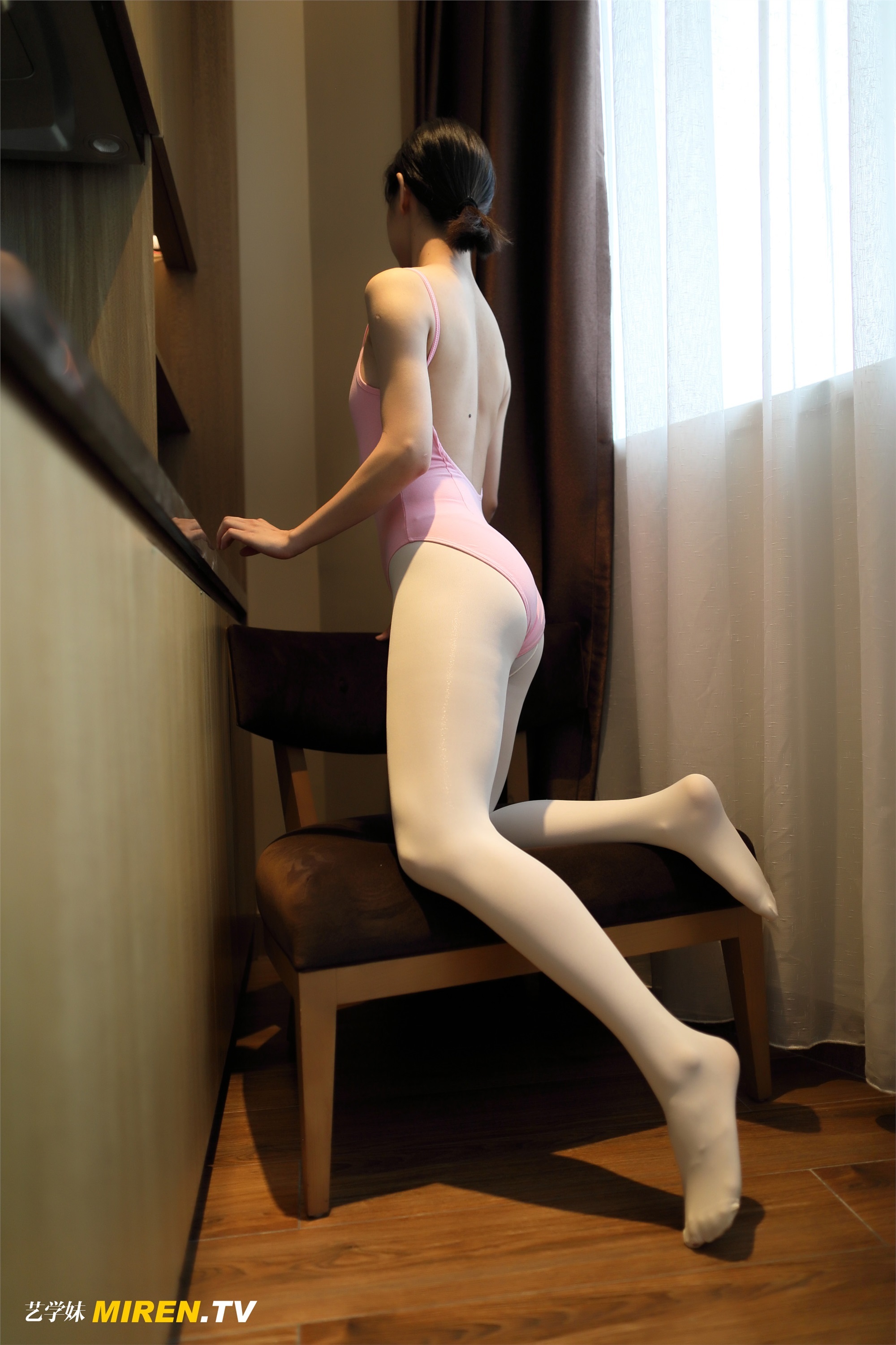 ROSI写真 2019.10.05 艺学妹 NO.0036