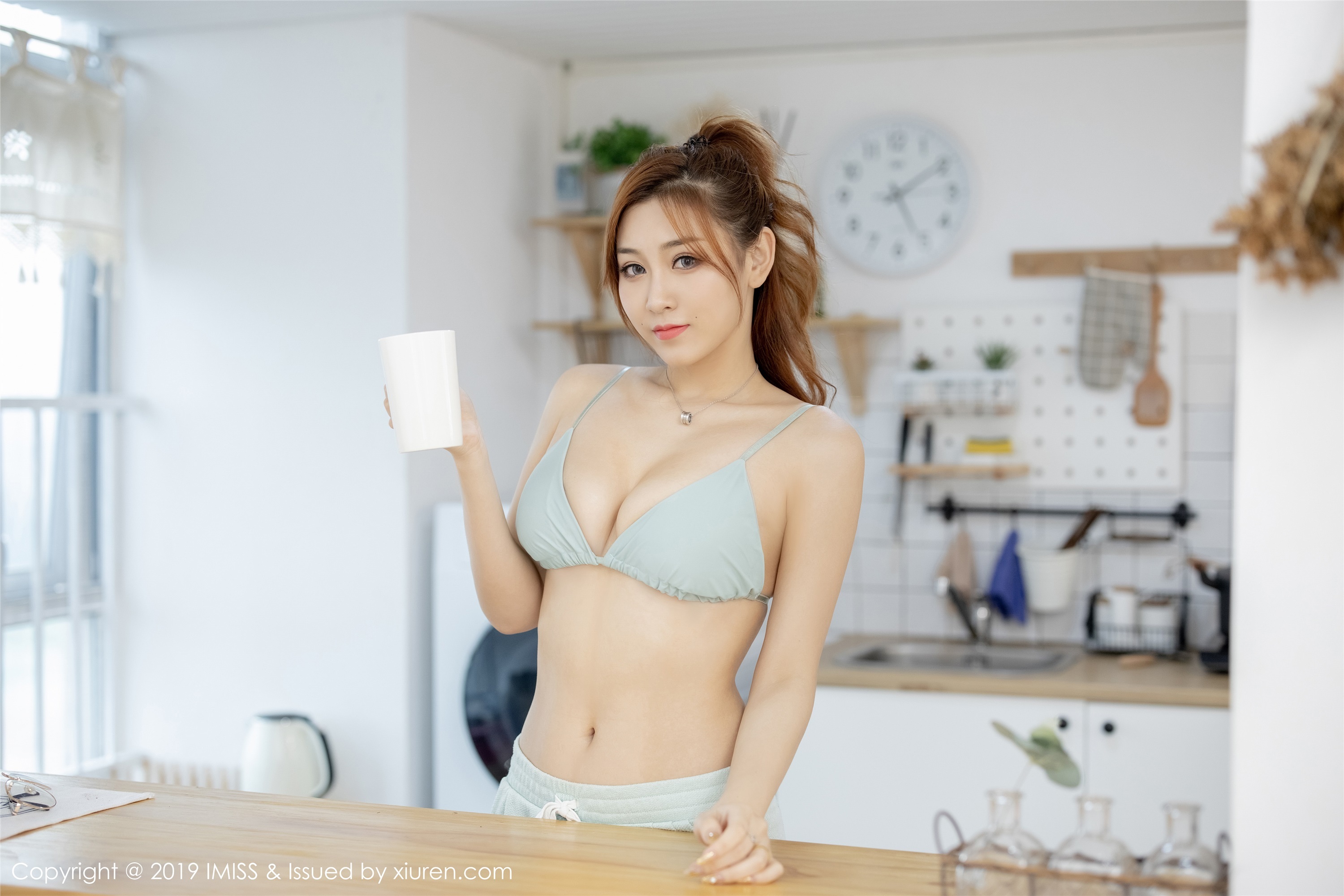 IMiss爱蜜社 2019-09-02 Vol.372 莉娜lena