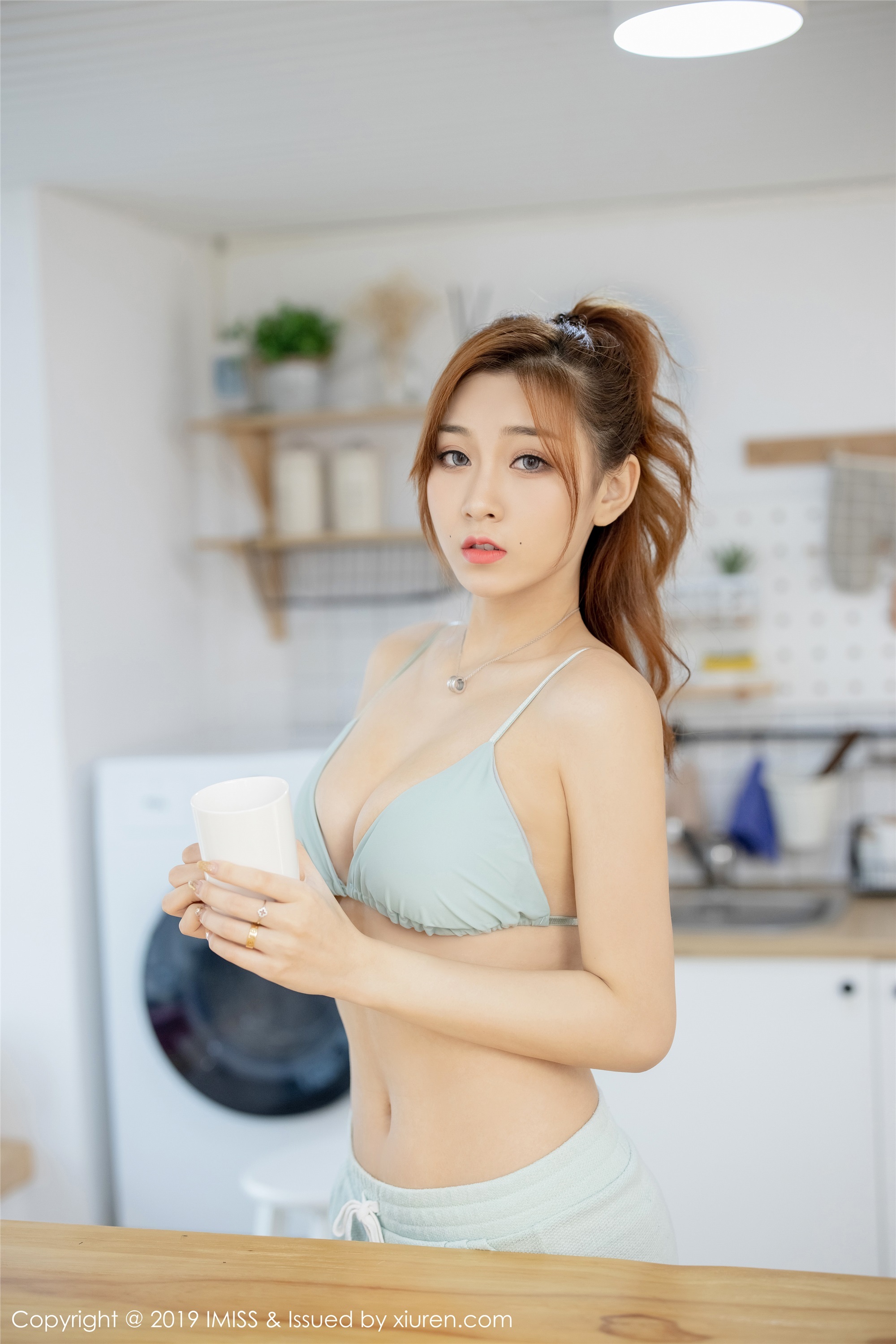 IMiss爱蜜社 2019-09-02 Vol.372 莉娜lena