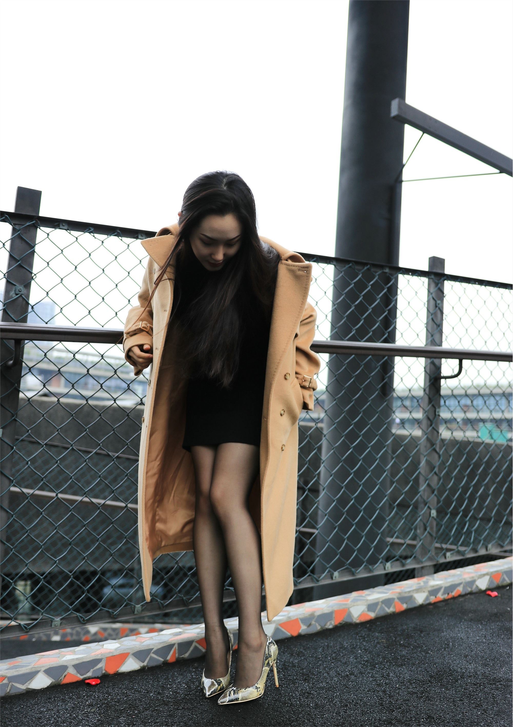 丝慕写真 伊主管 – 和你有个秘密约会