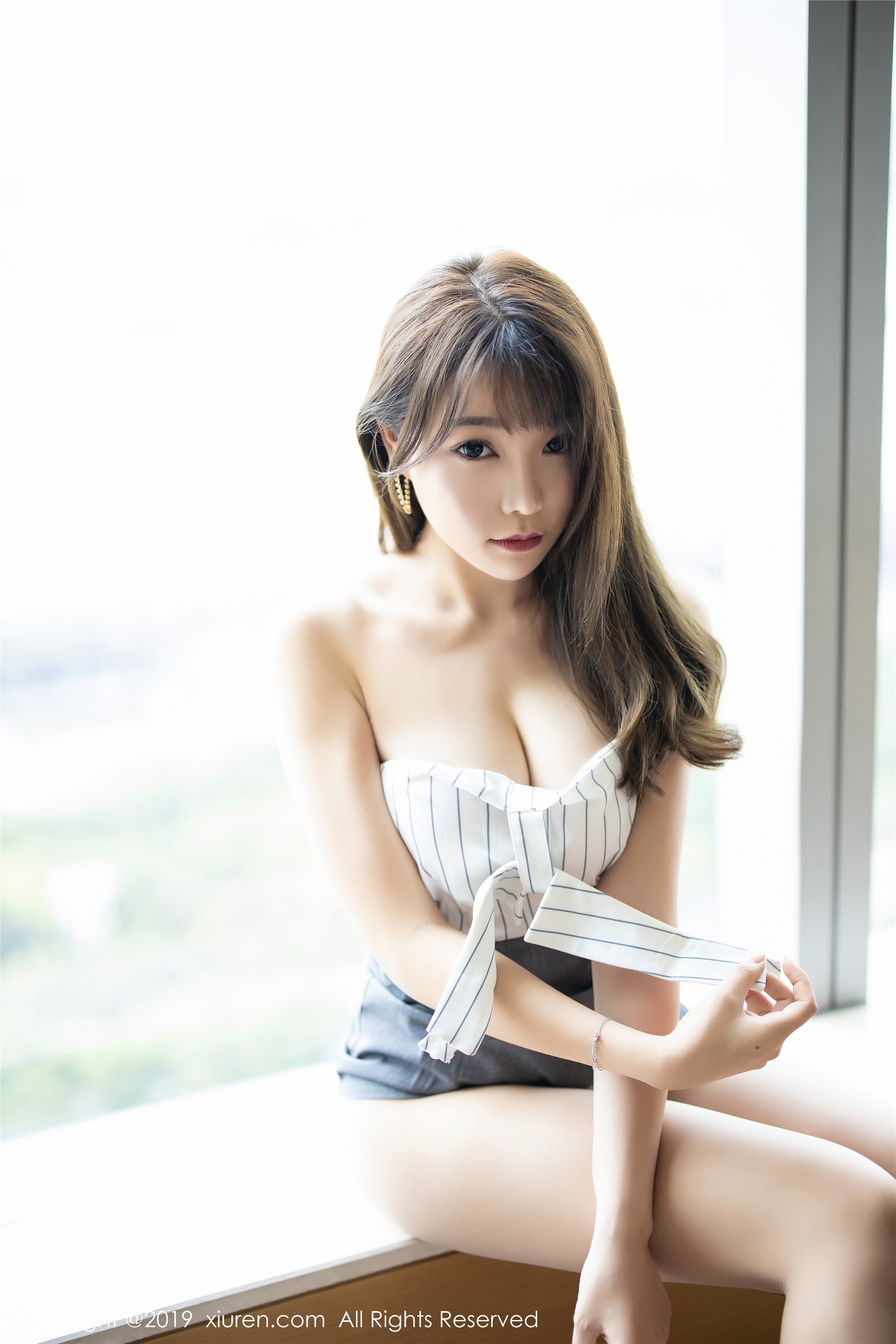 XIUREN秀人网 2019.08.22 No.1637 芝芝Booty