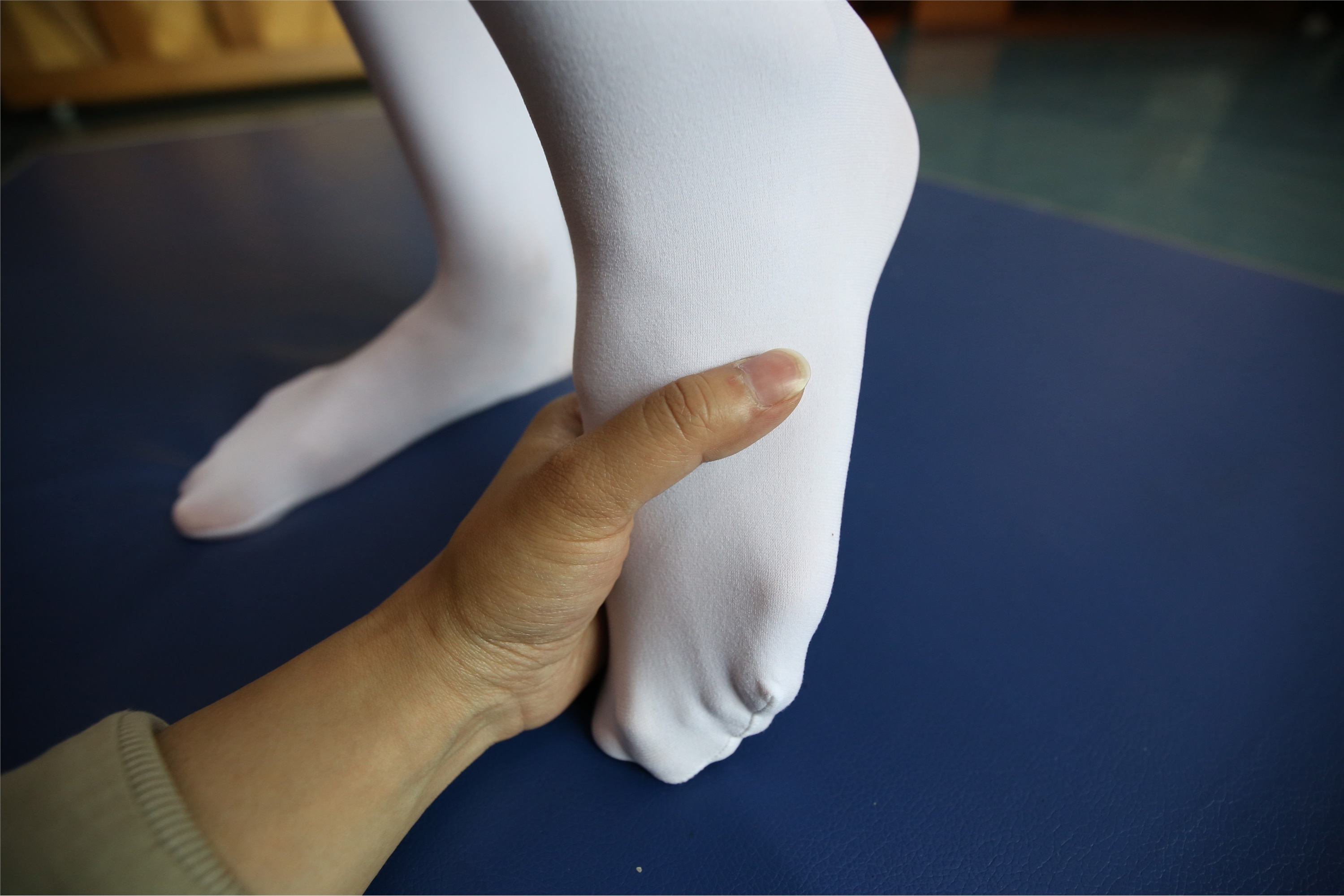 大西瓜美女图片 Z2-5 衬白丝900p1