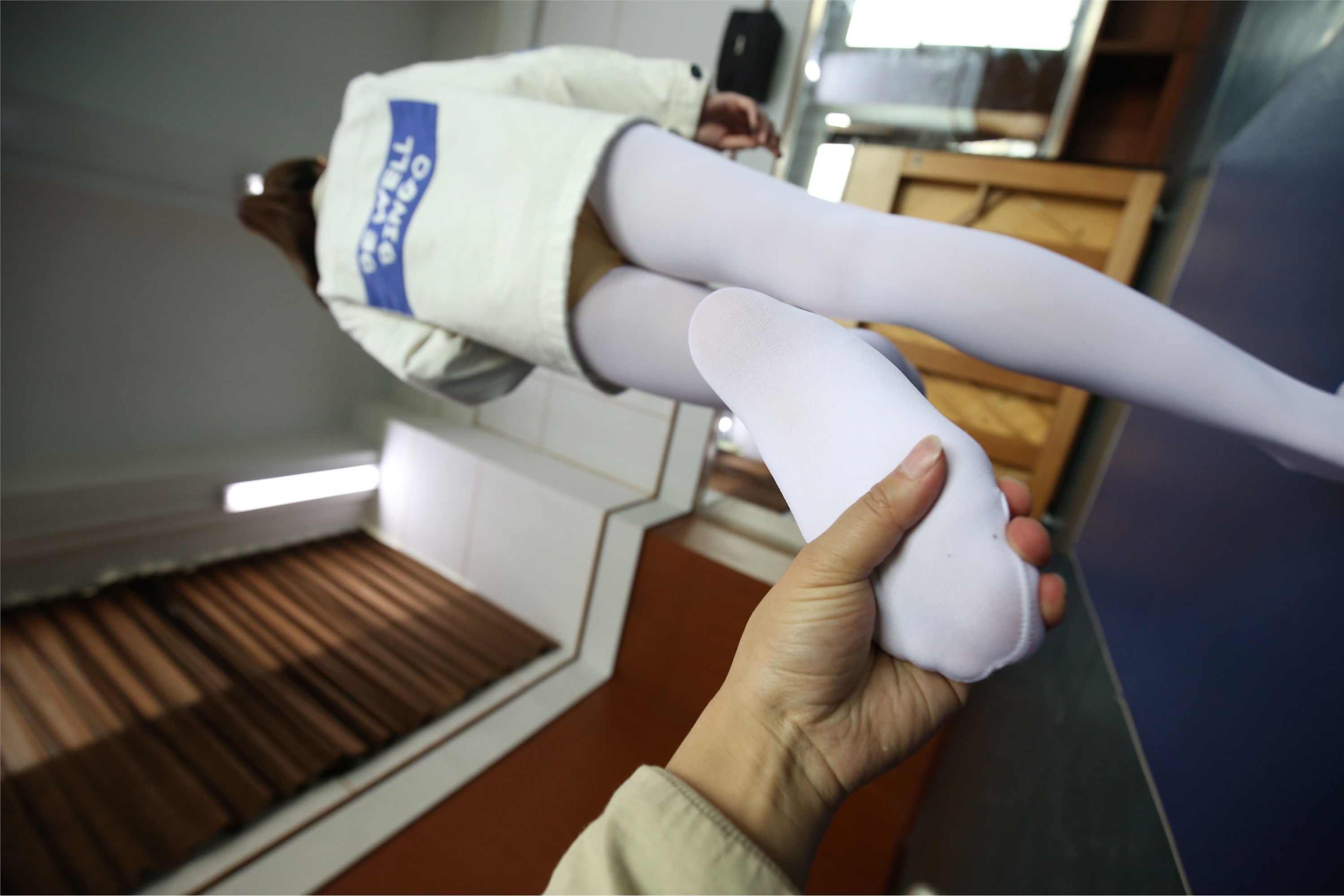 大西瓜美女图片 Z2-5 衬白丝900p1