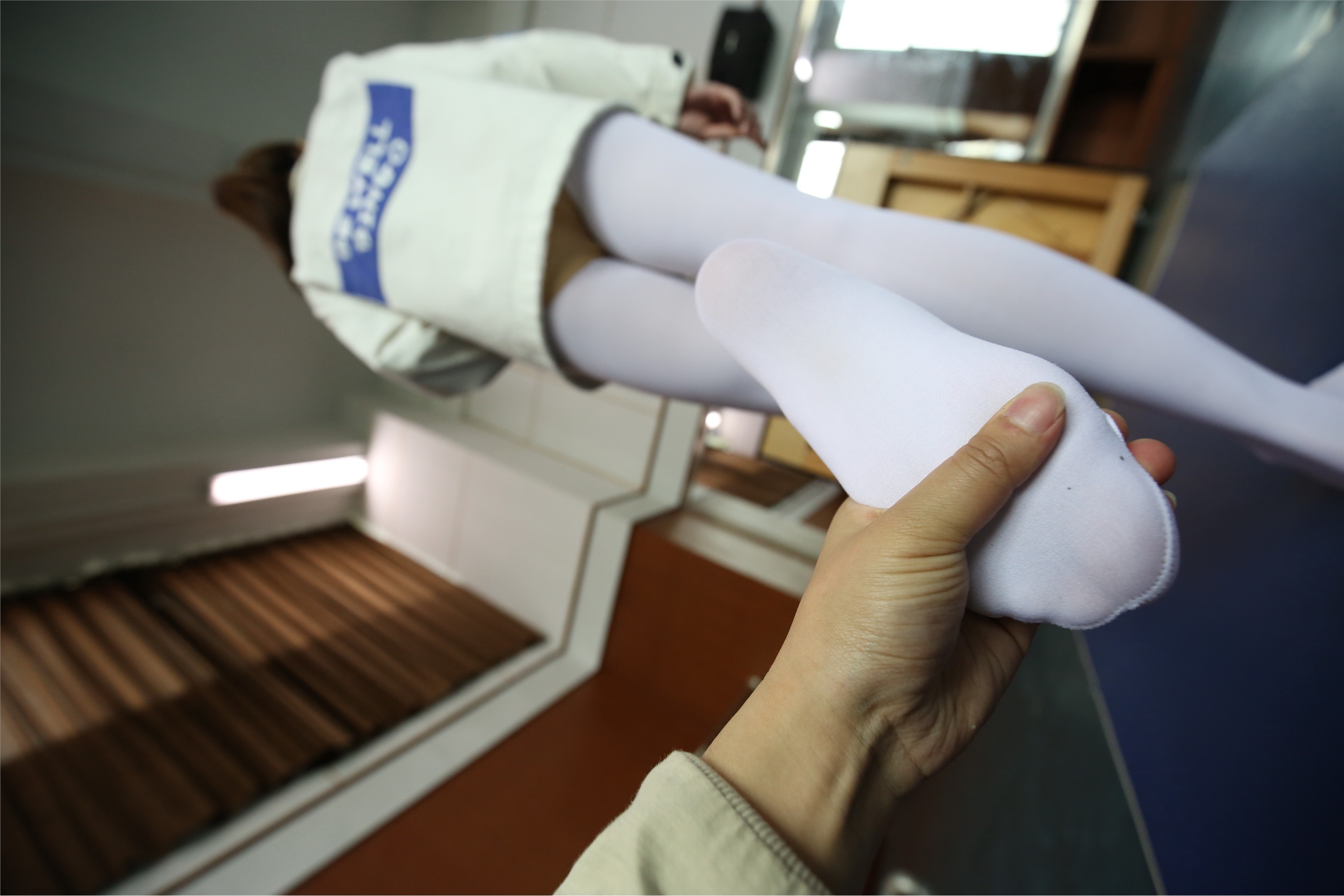 大西瓜美女图片 Z2-5 衬白丝900p1