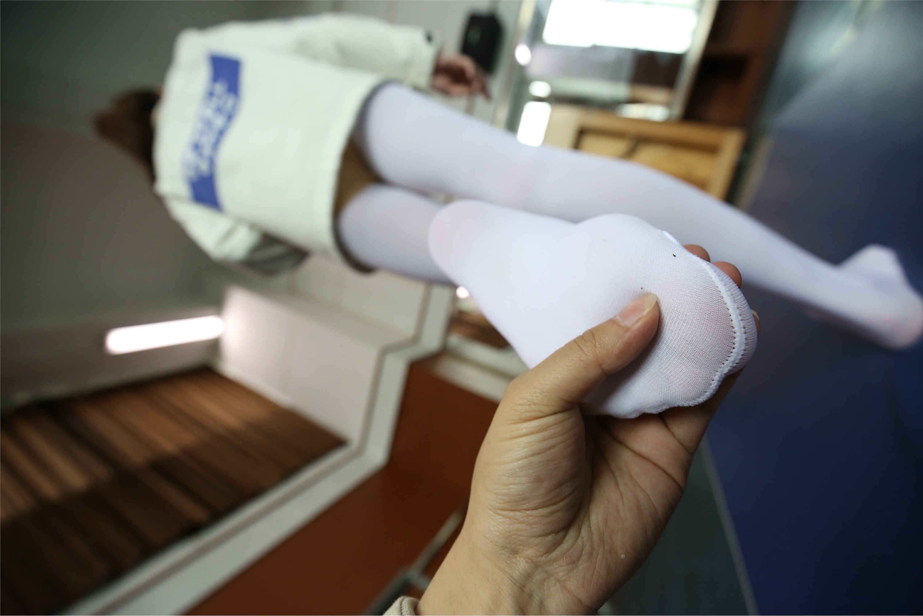 大西瓜美女图片 Z2-5 衬白丝900p1