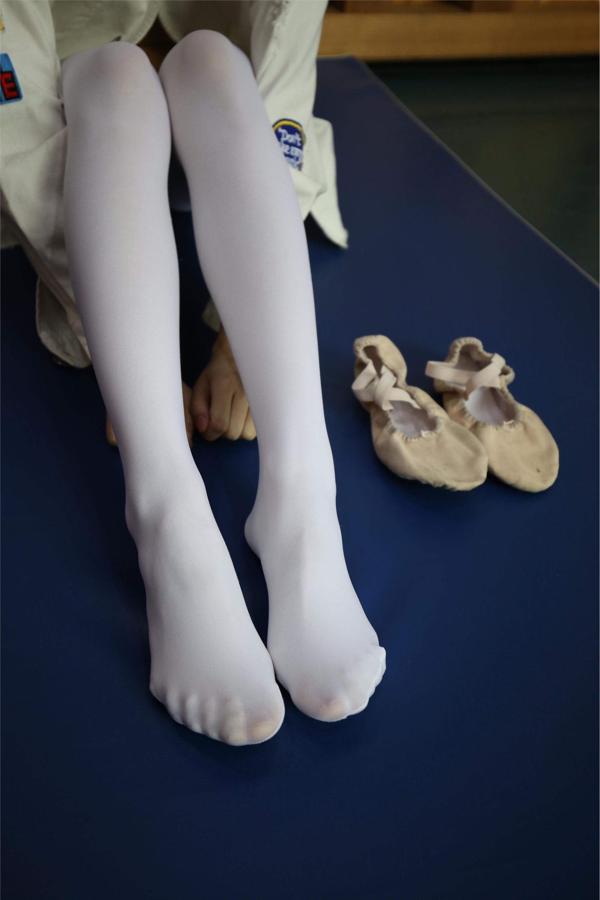 大西瓜美女图片 Z2-5 衬白丝900p1