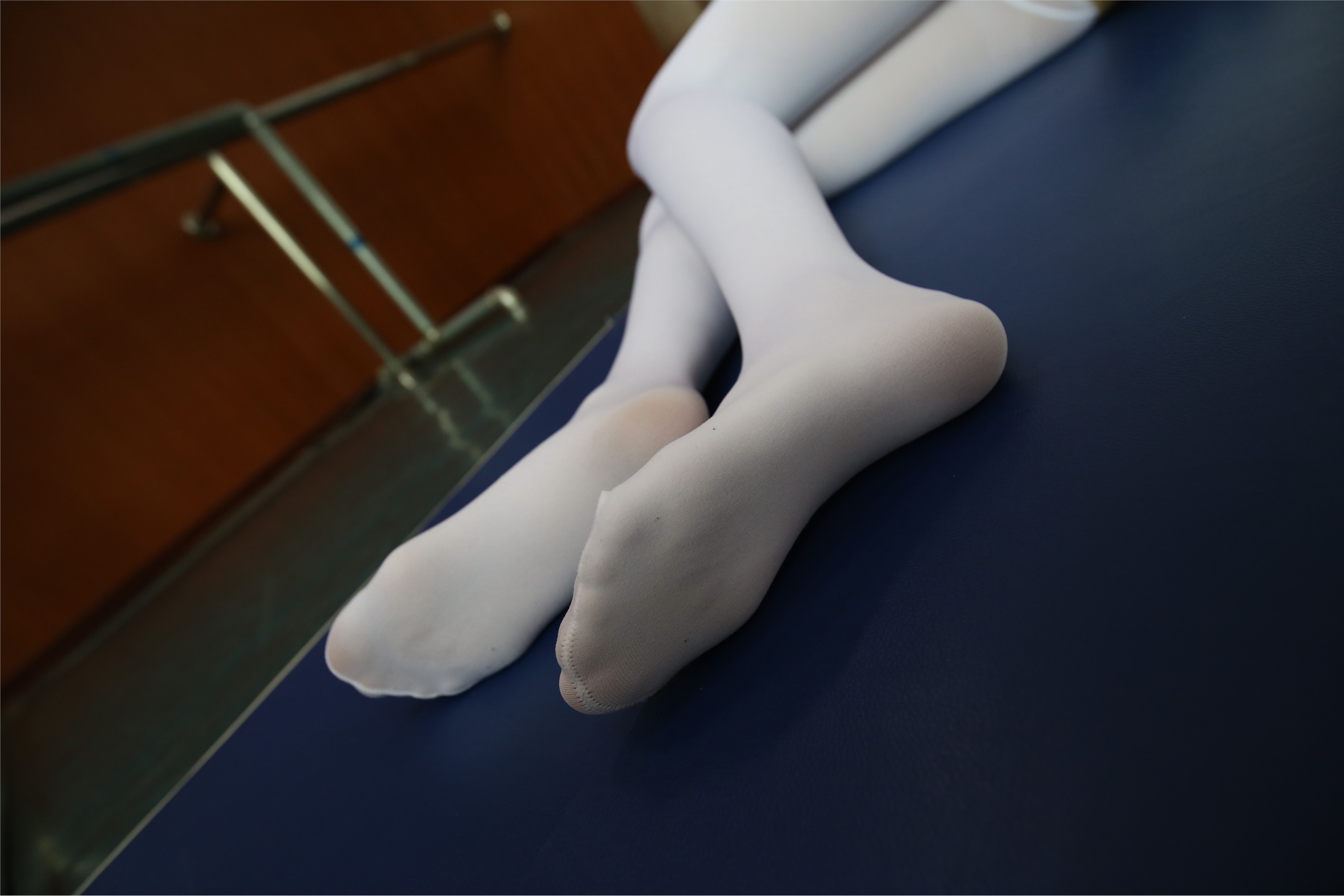 大西瓜美女图片 Z2-5 衬白丝900p2