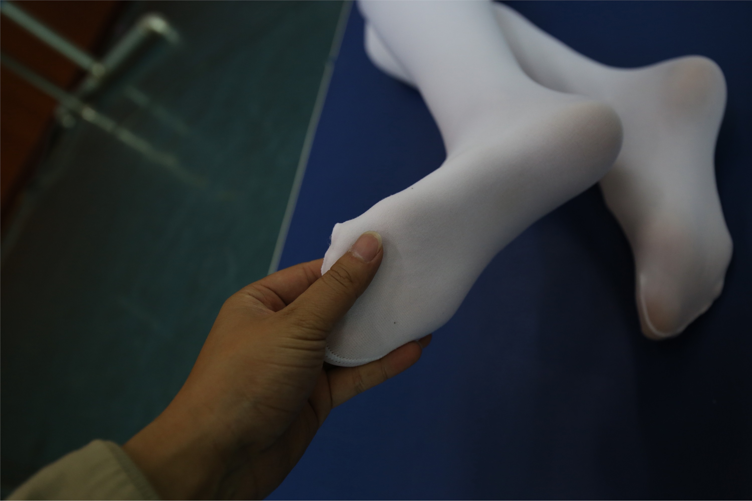 大西瓜美女图片 Z2-5 衬白丝900p2