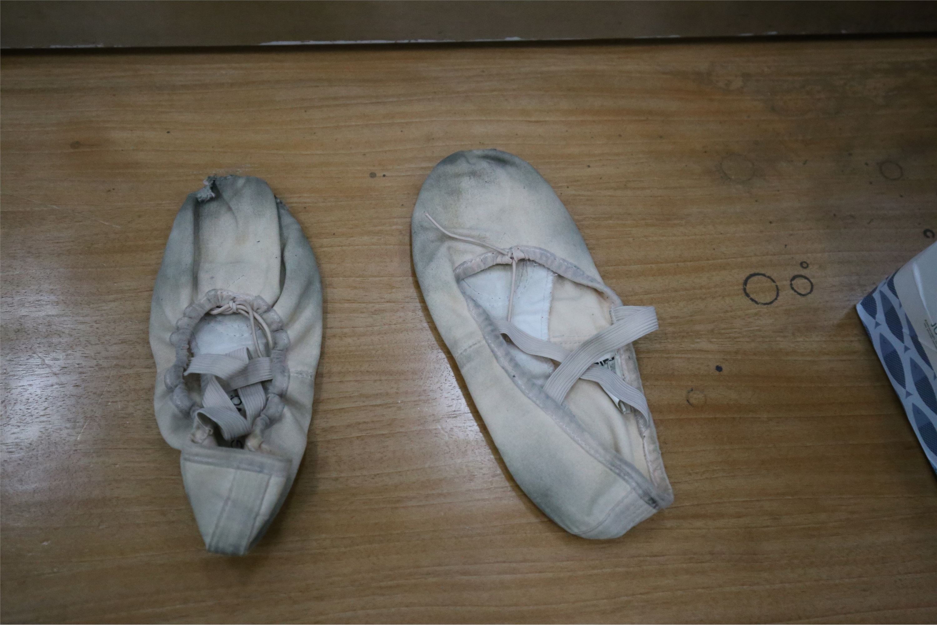 大西瓜美女图片 Z2-5 衬白丝900p2