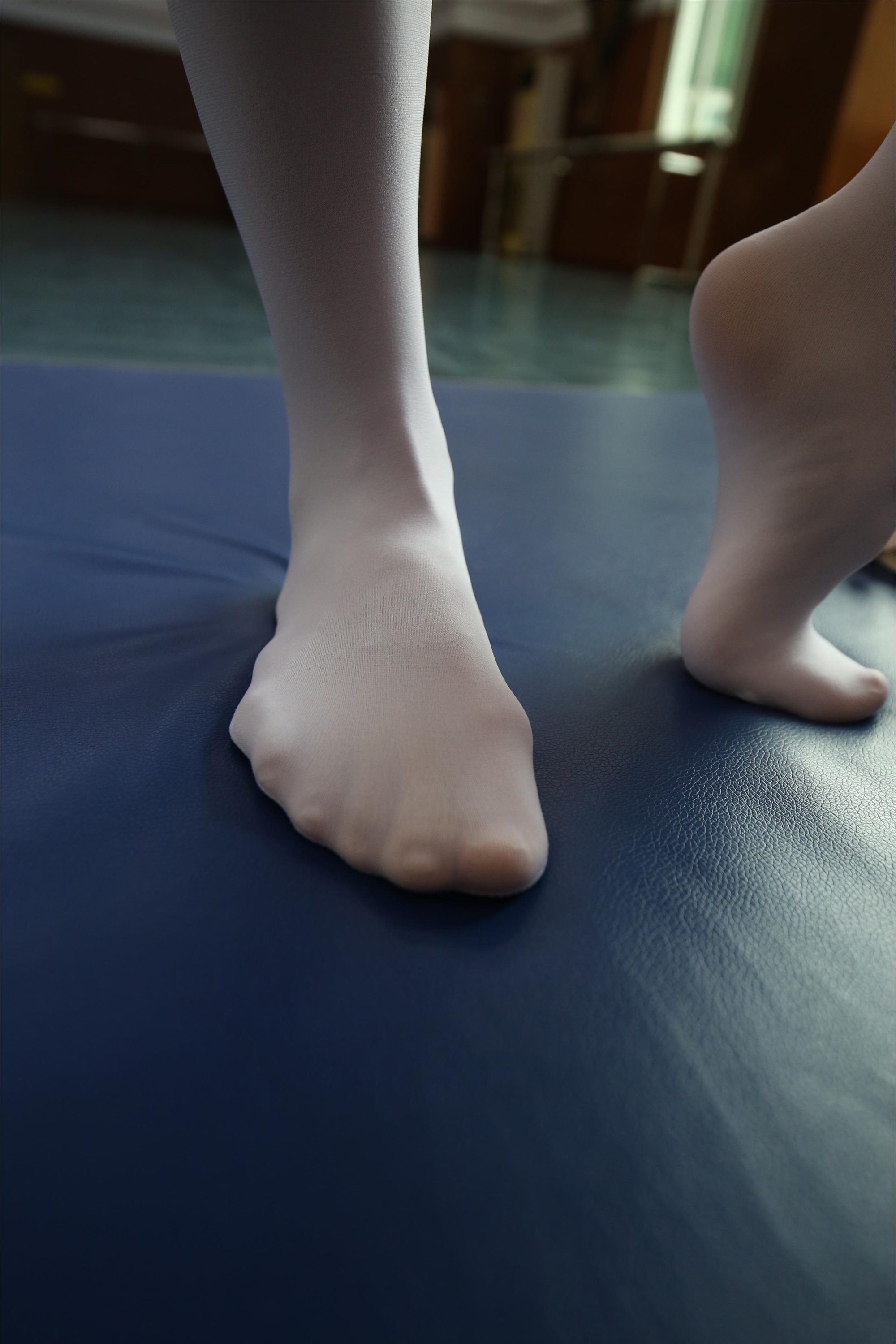 大西瓜美女图片 Z2-5 衬白丝900p2