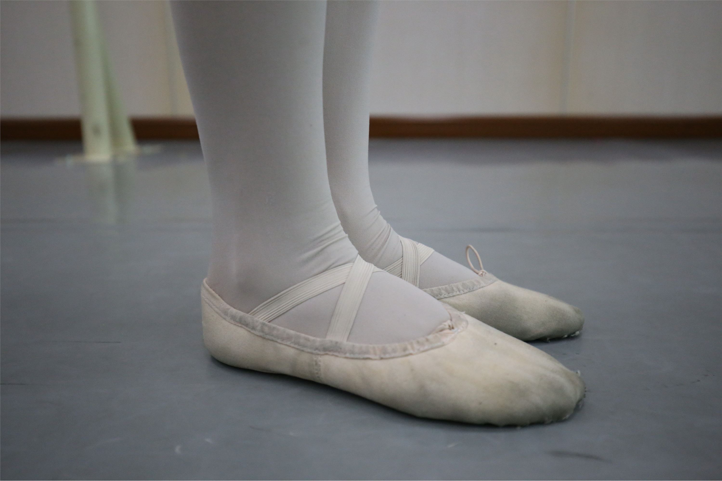 大西瓜美女图片 Z2-5 衬白丝900p5