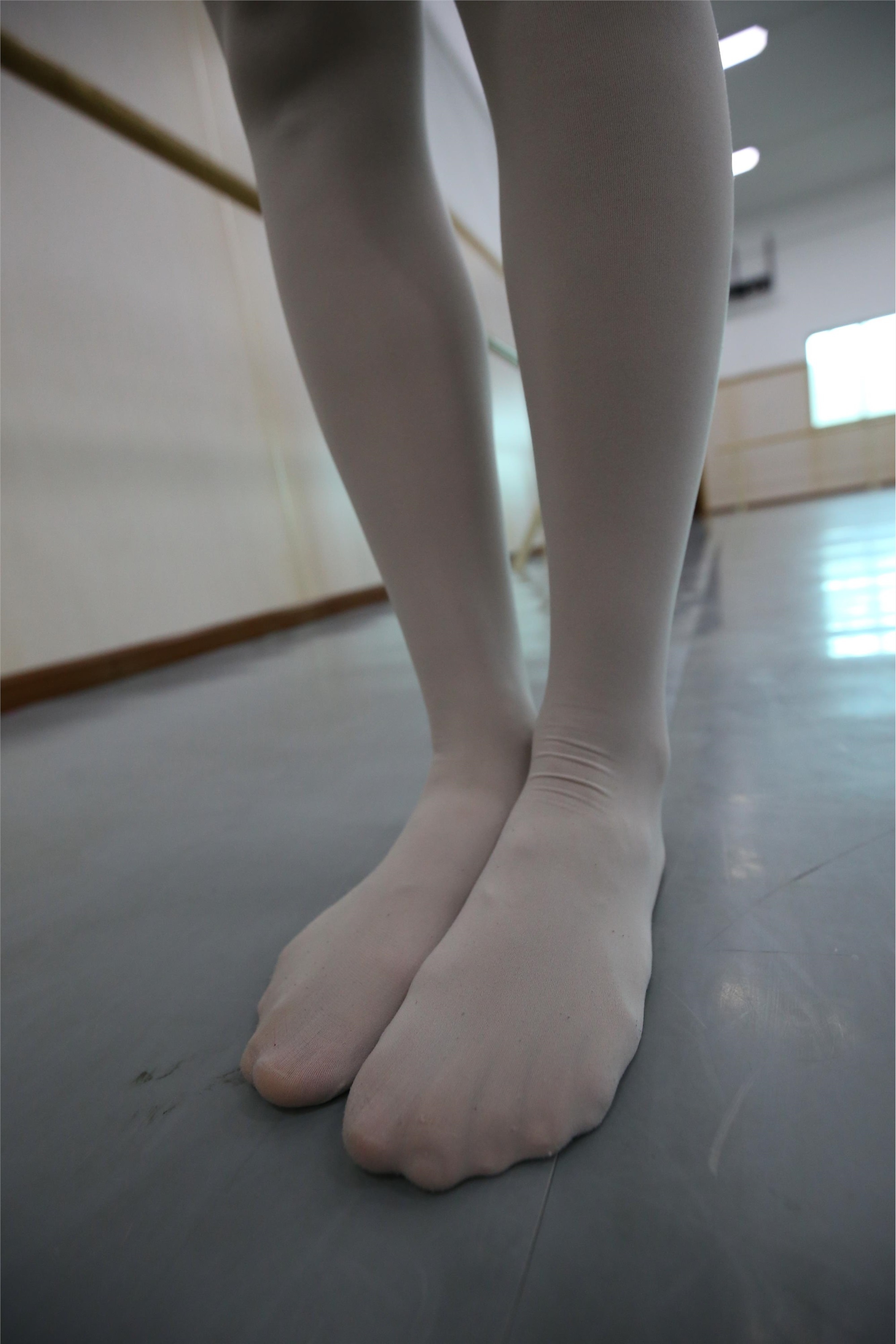 大西瓜美女图片 Z2-5 衬白丝900p5