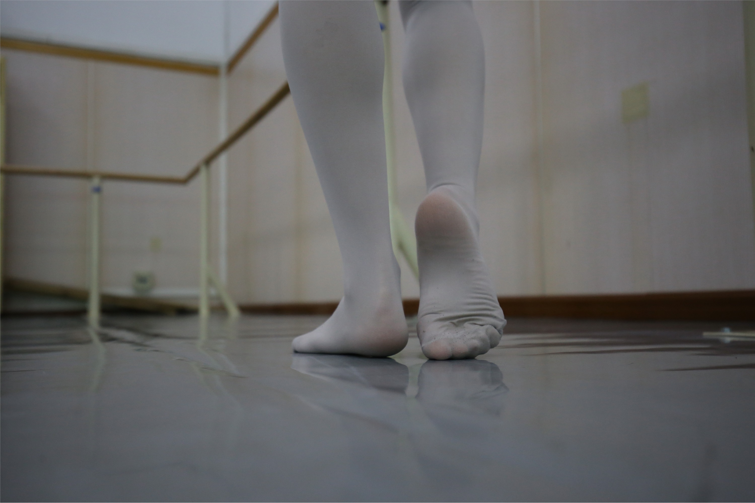 大西瓜美女图片 Z2-5 衬白丝900p5