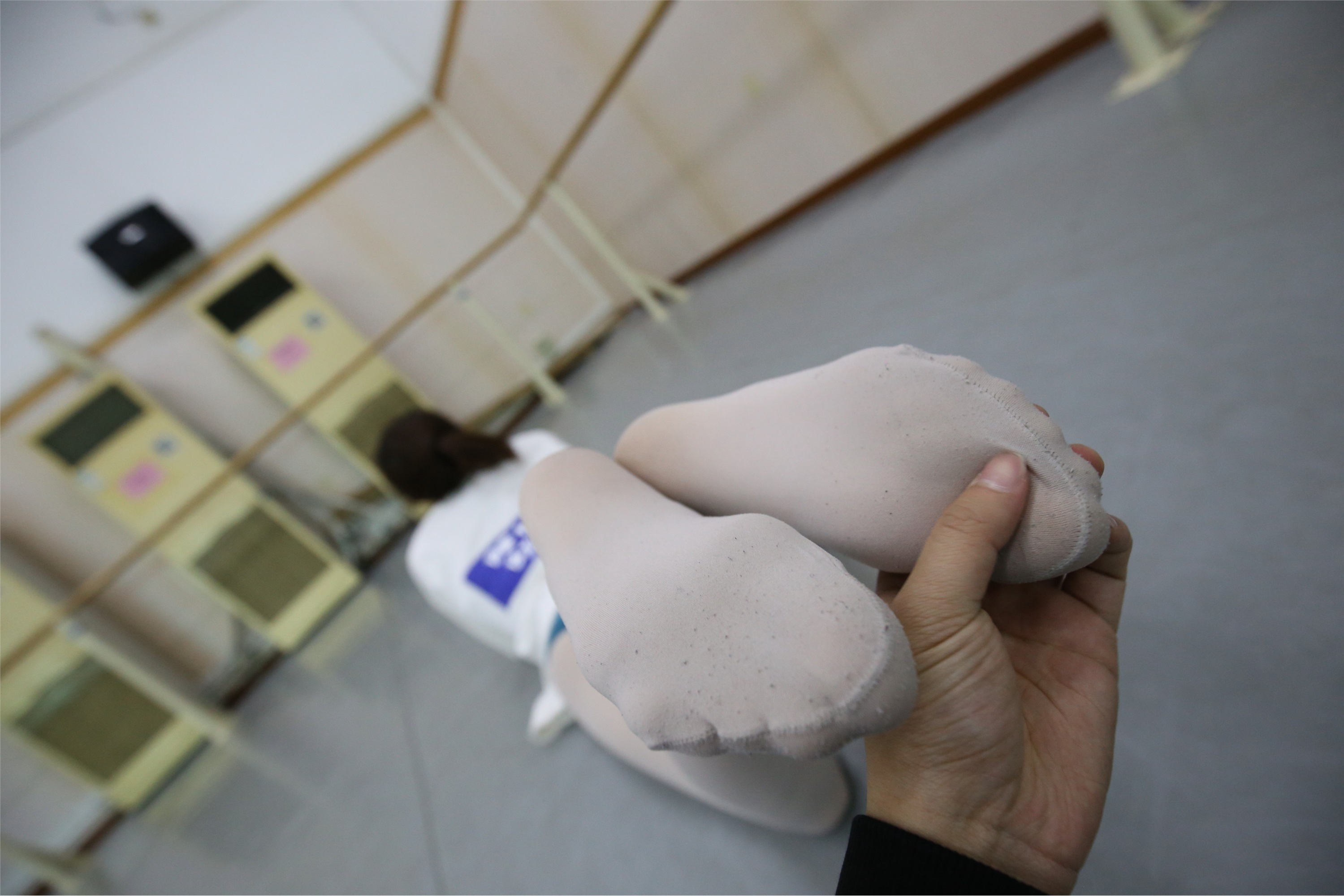 大西瓜美女图片 Z2-5 衬白丝900p6