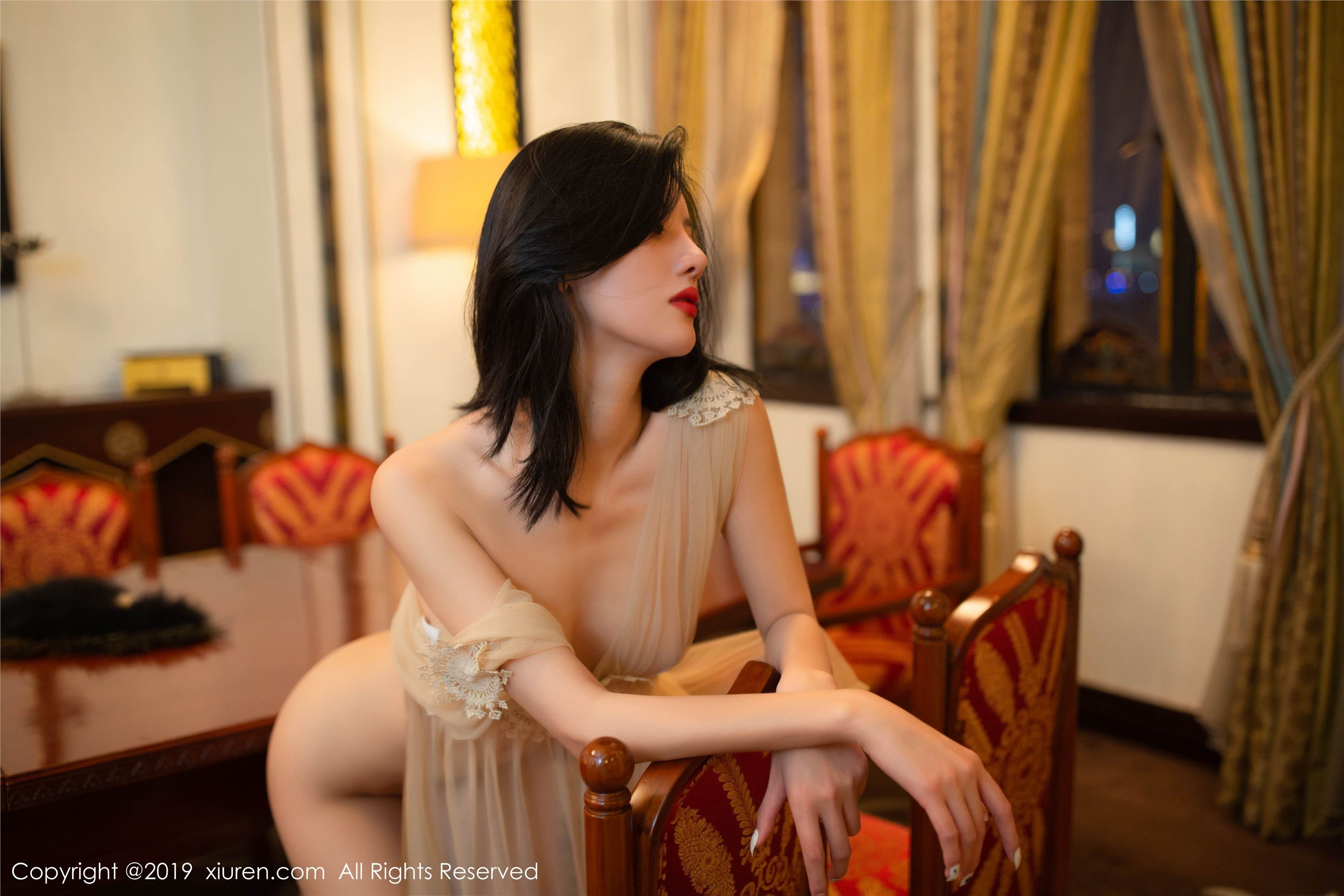 秀人网XIUREN写真 No.1668 飒半透的内衣婀娜娇躯若隐若现 就是阿朱啊