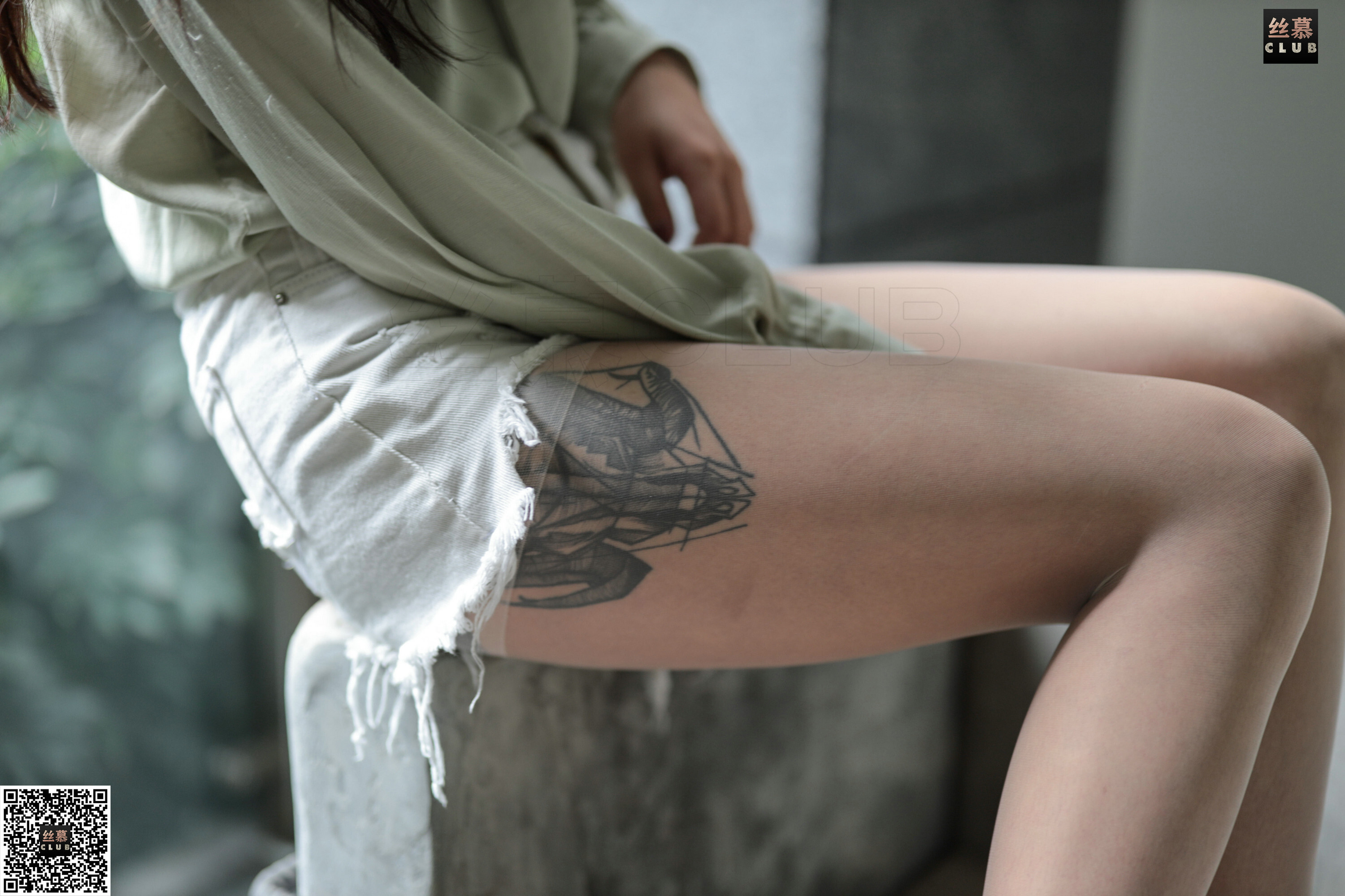 丝慕写真 SM095 小舒淇 – 肉丝女骑手