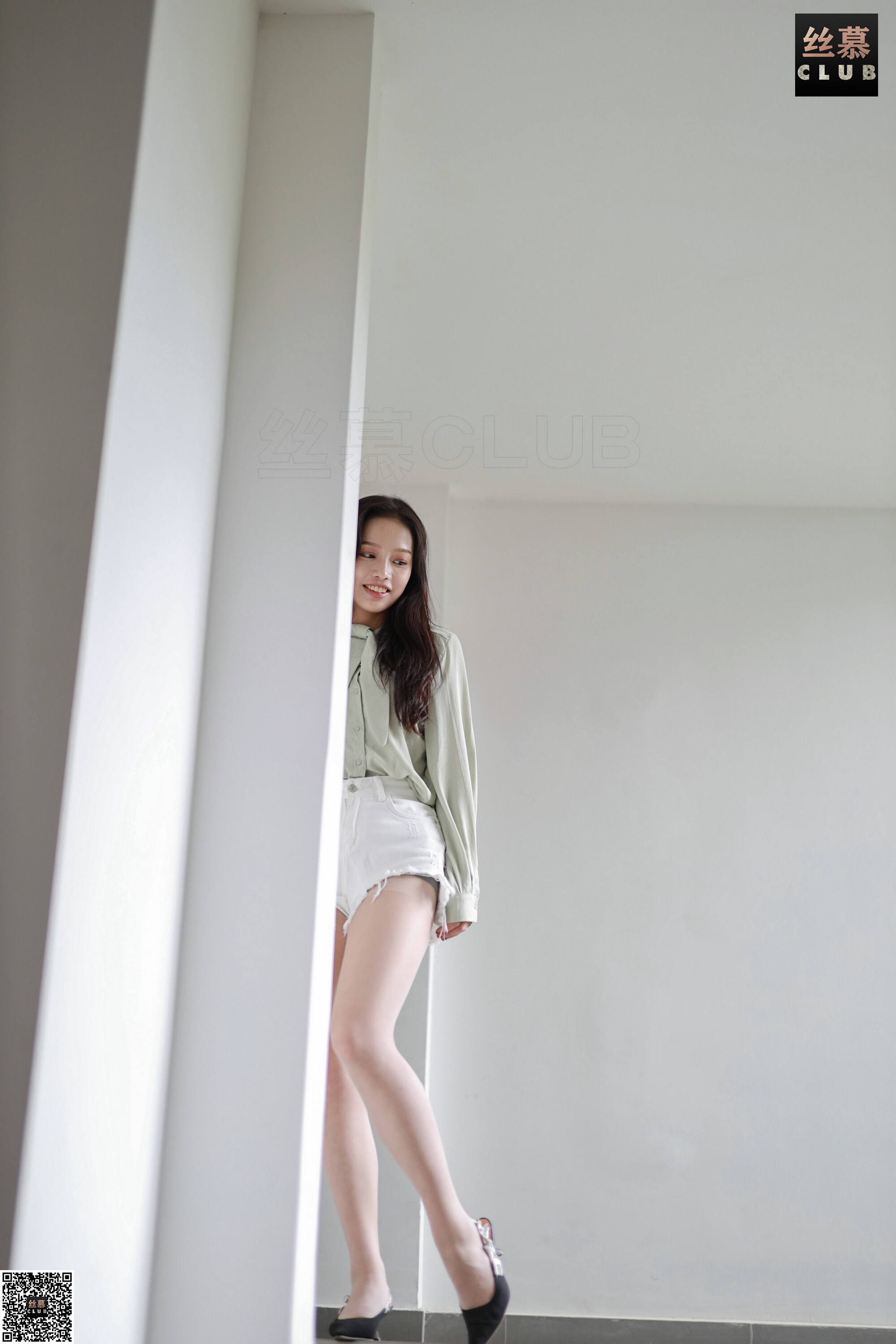 丝慕写真 SM095 小舒淇 – 肉丝女骑手