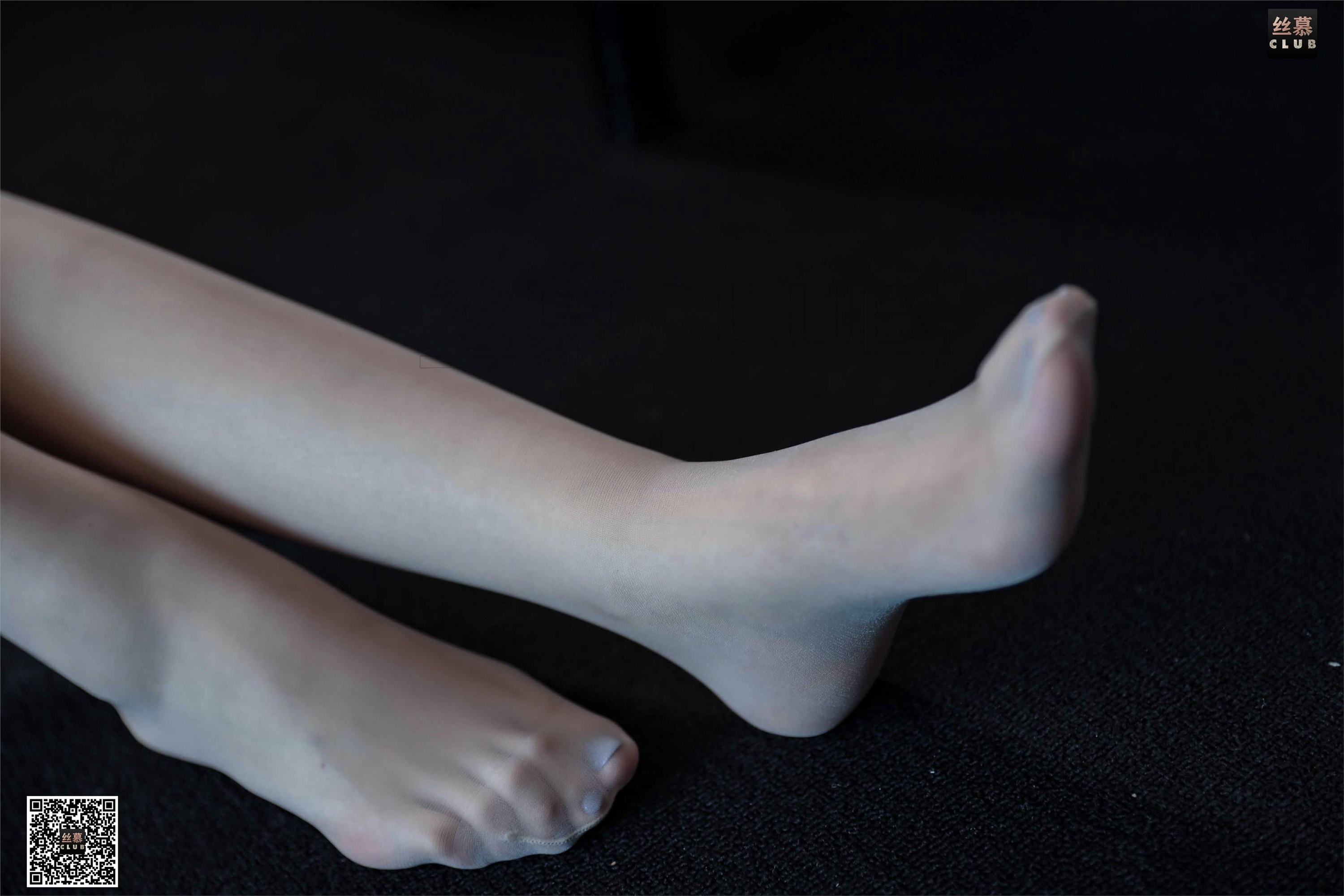 丝慕写真 晴晴 – 与众不同的气质