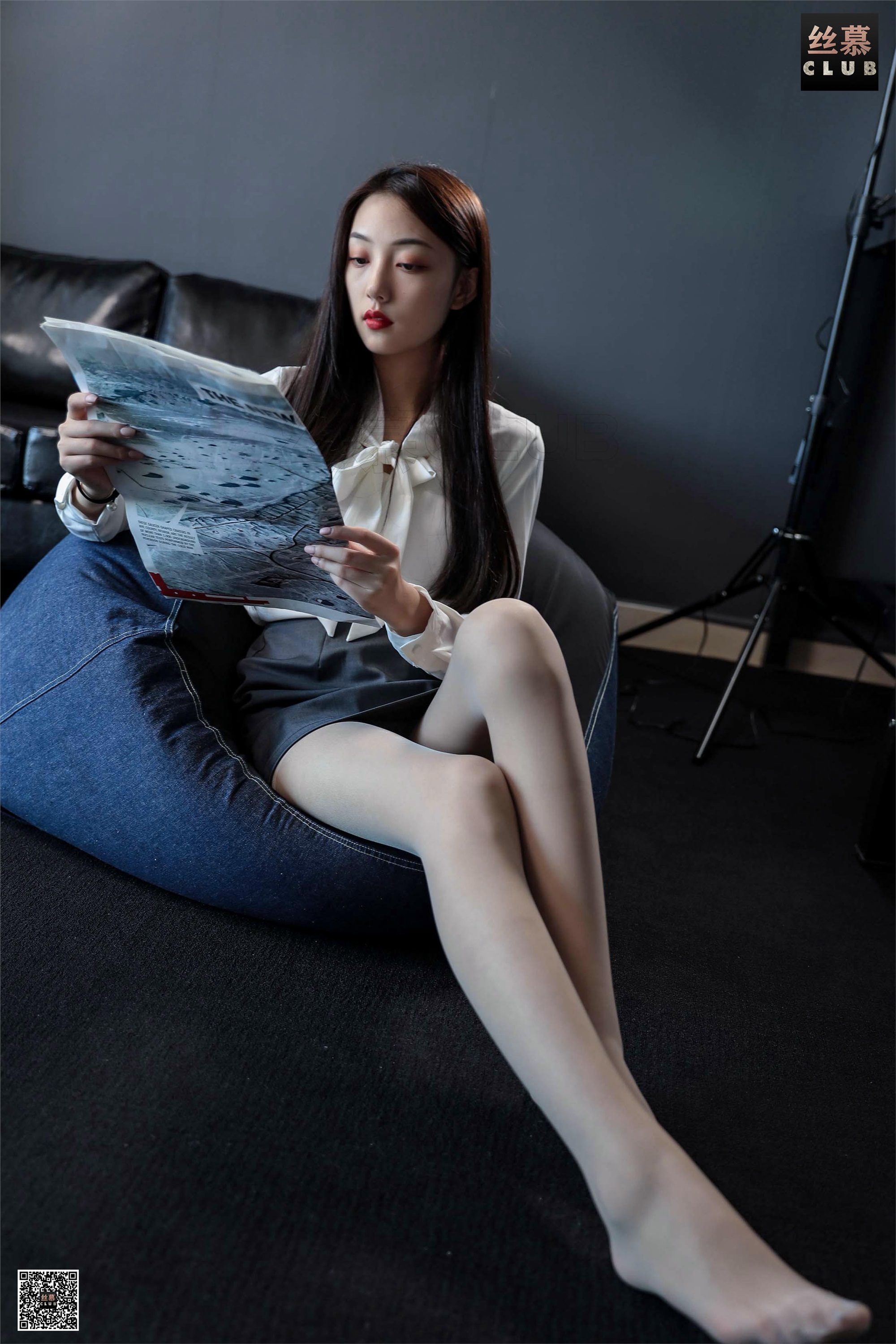 丝慕写真 晴晴 – 与众不同的气质