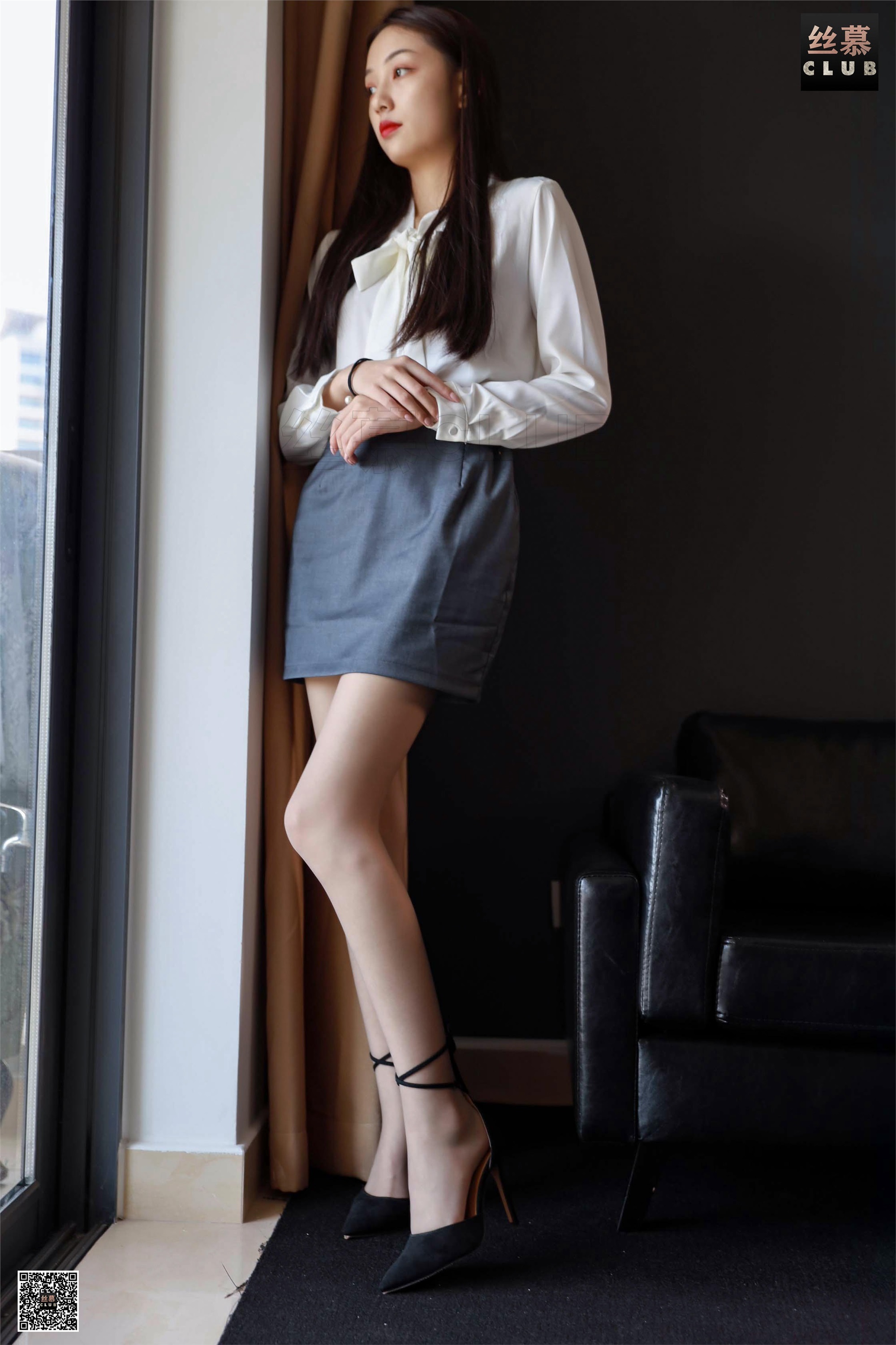 丝慕写真 晴晴 – 与众不同的气质