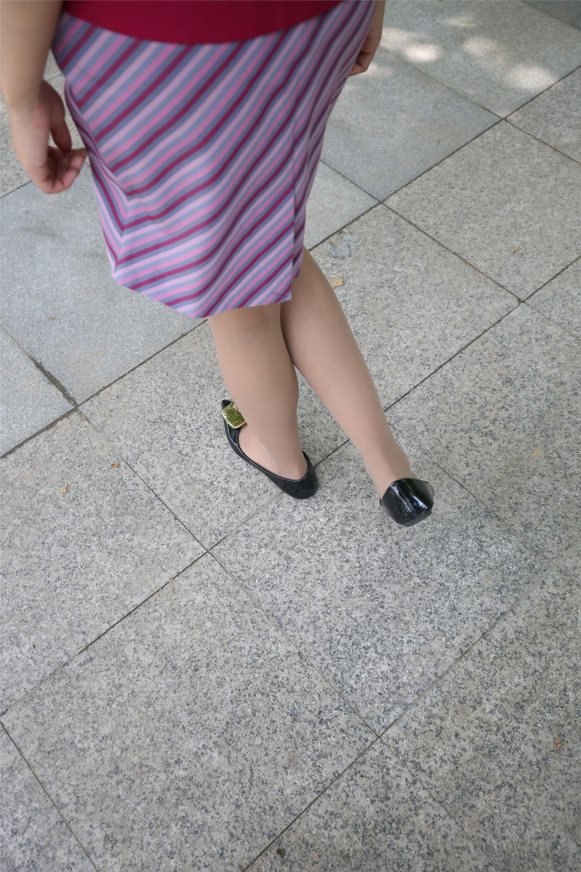 大西瓜美女图片 Z3-3 裤妹制服623p3